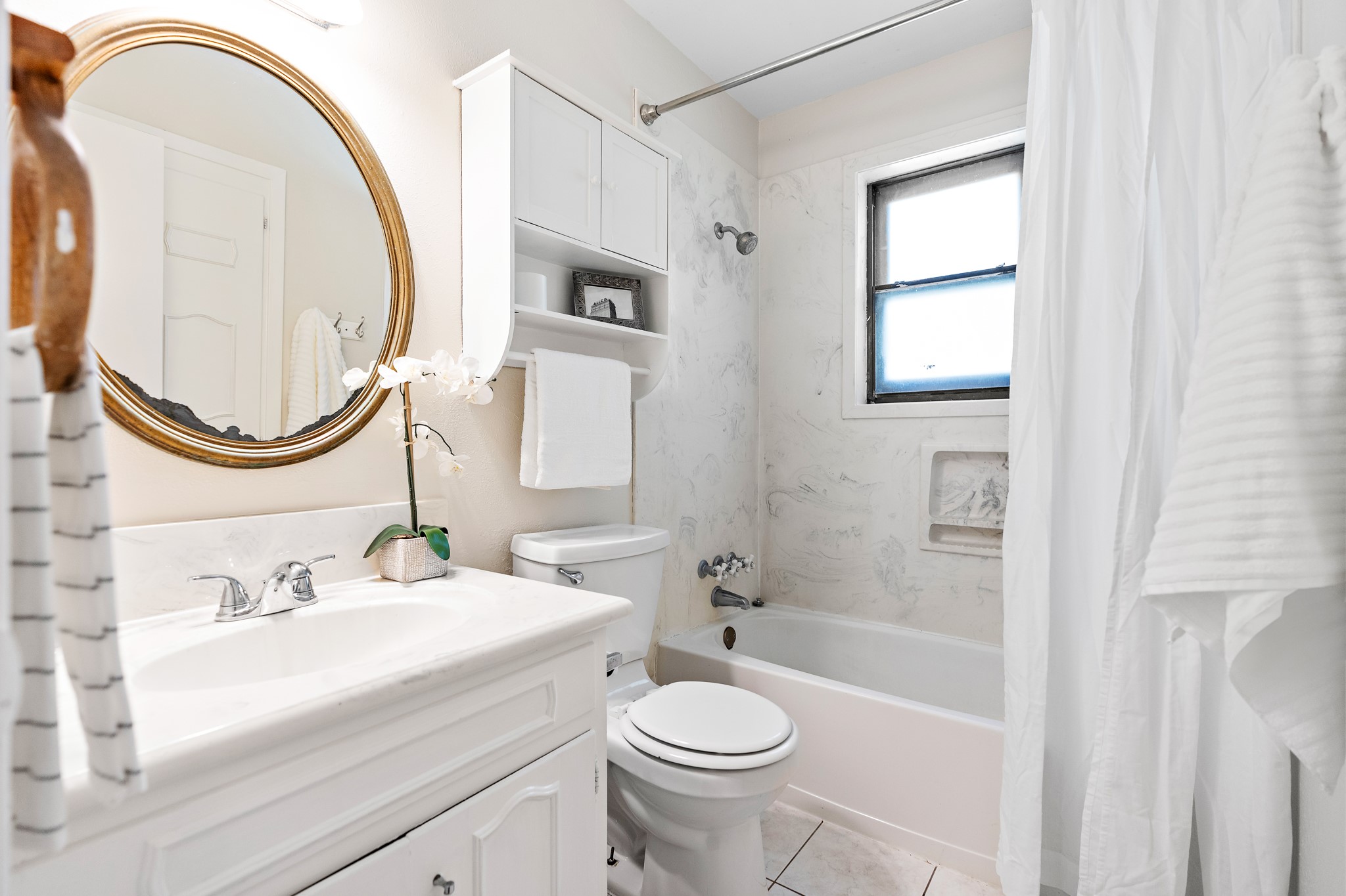 301 Sunset Boulevard