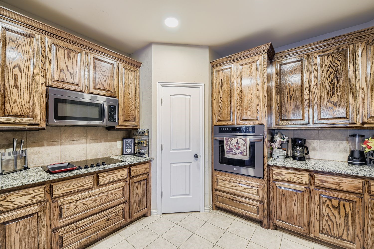 917 John Kennedy Drive