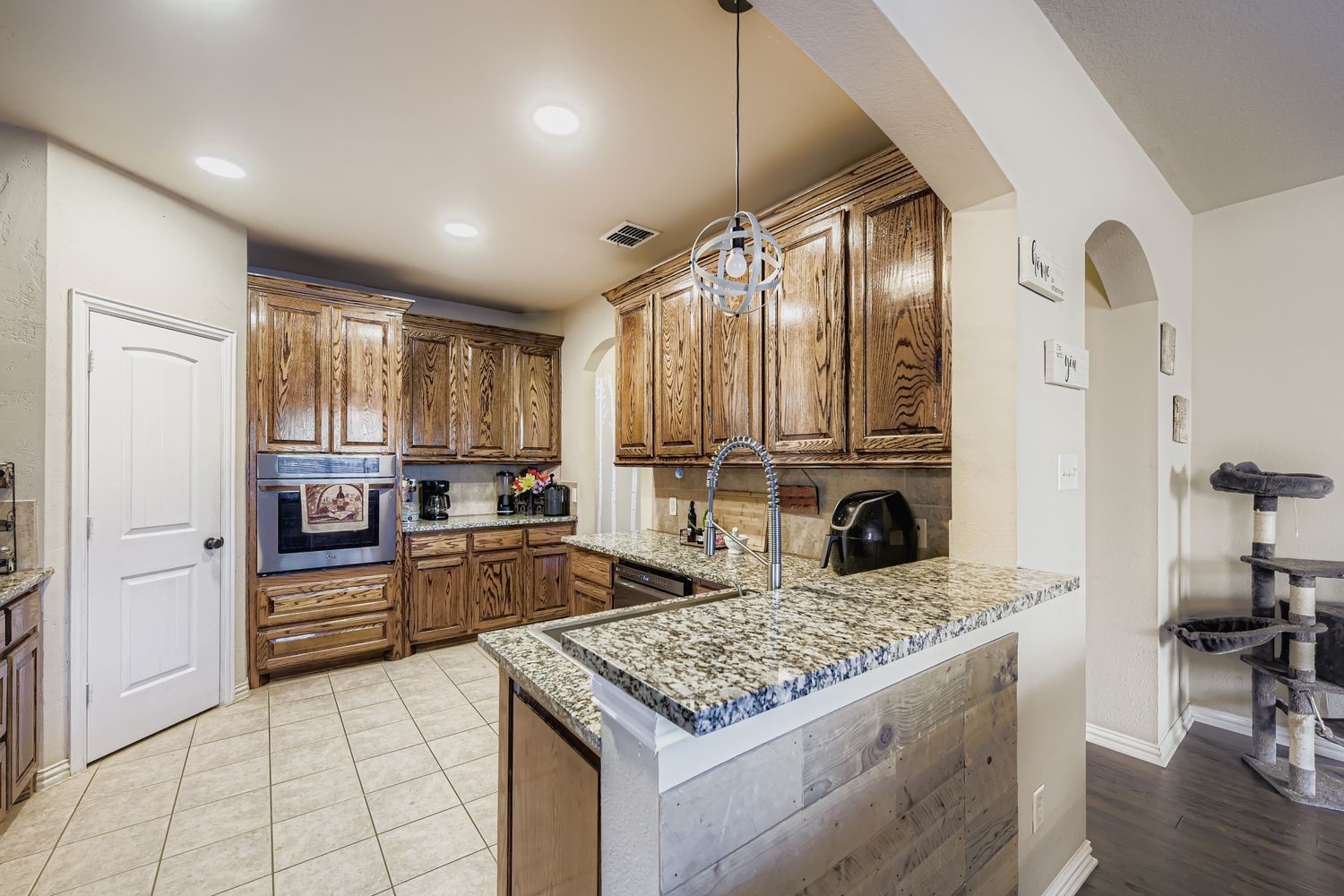 917 John Kennedy Drive