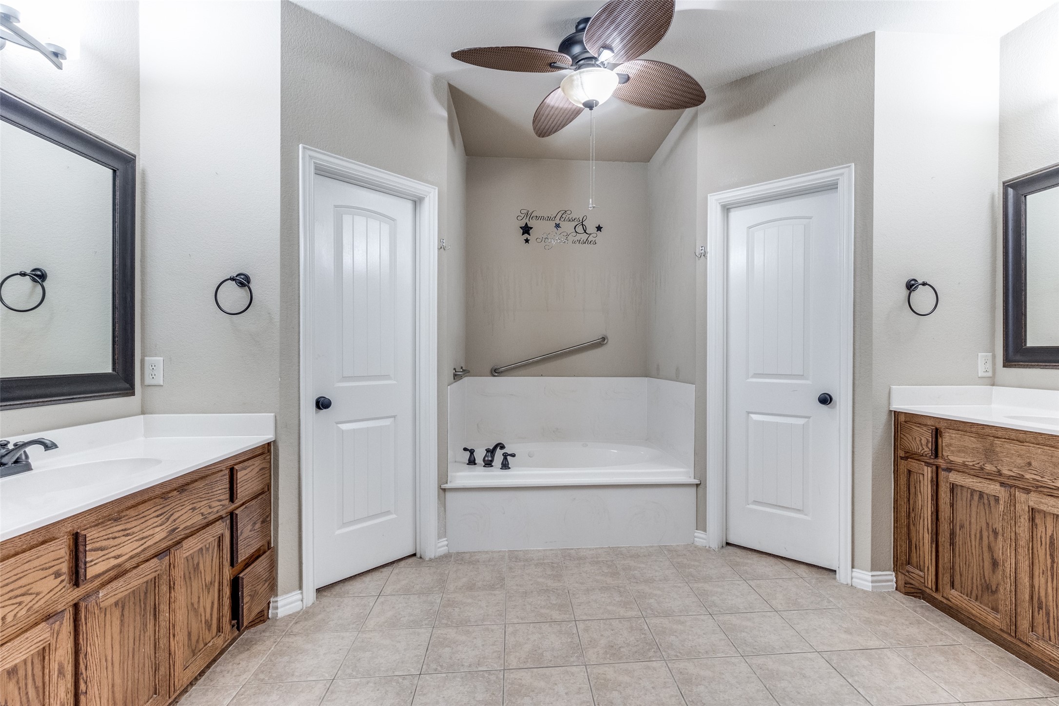 917 John Kennedy Drive