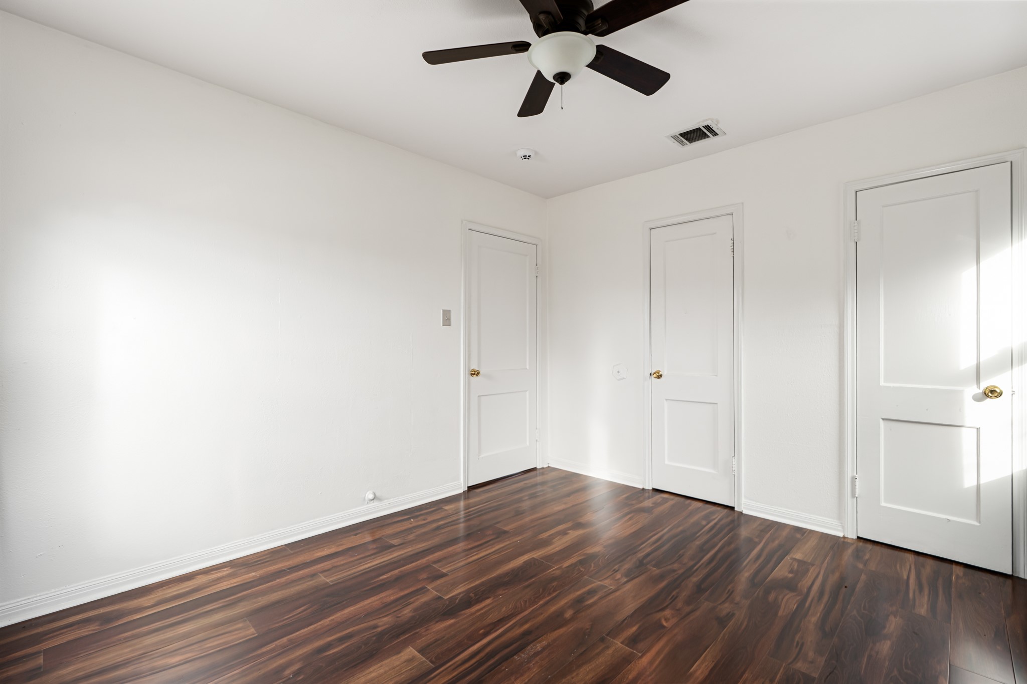 1500 W 10th Street