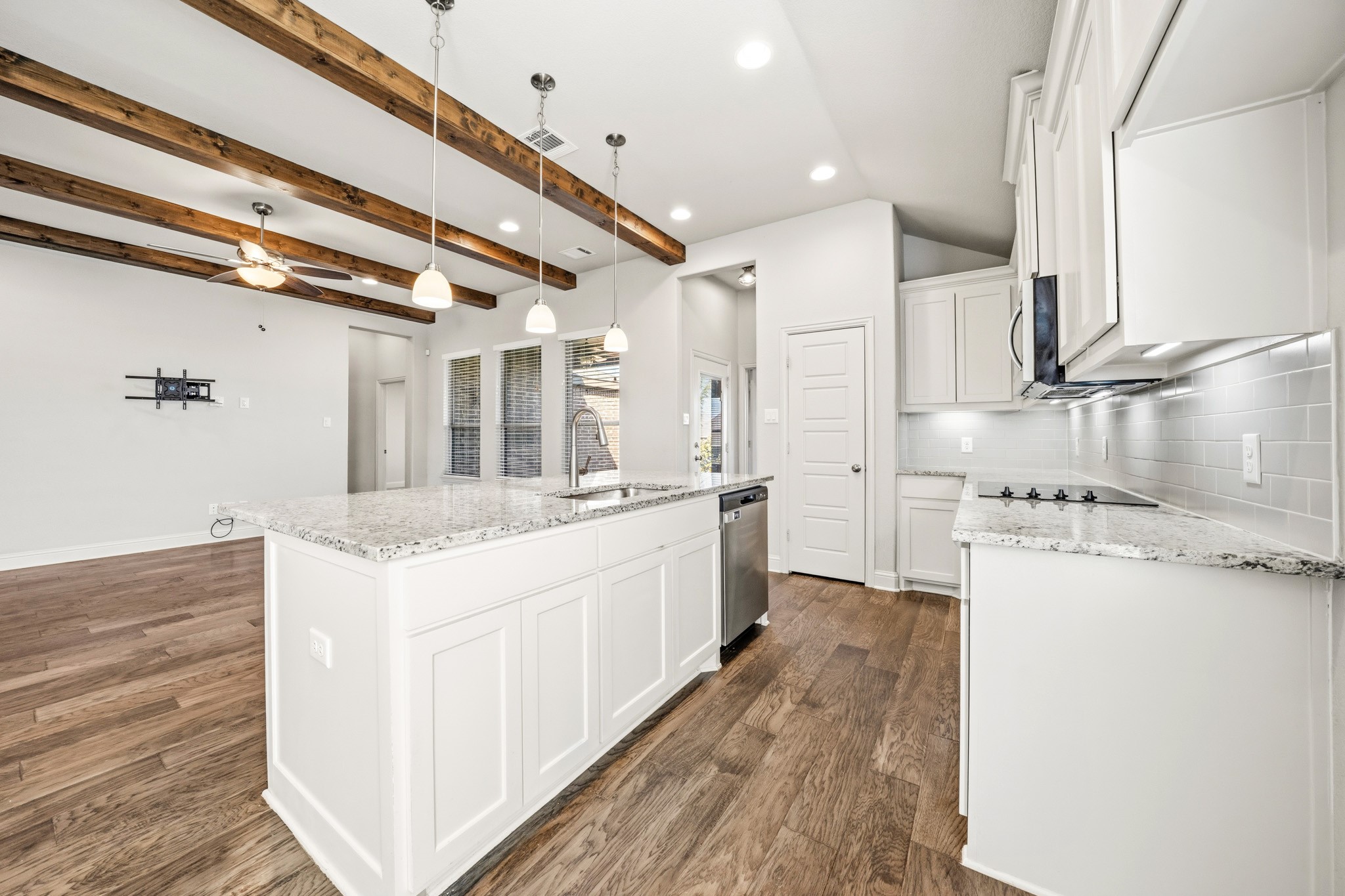3017 Paint Horse Drive
