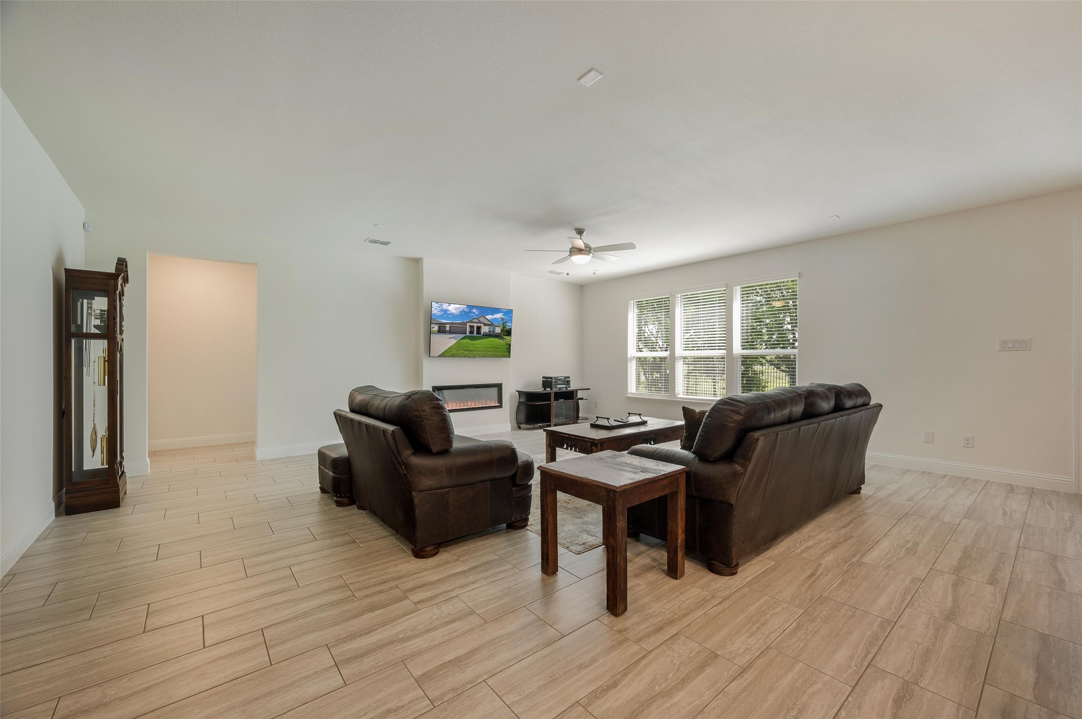 1035 Auburn Drive