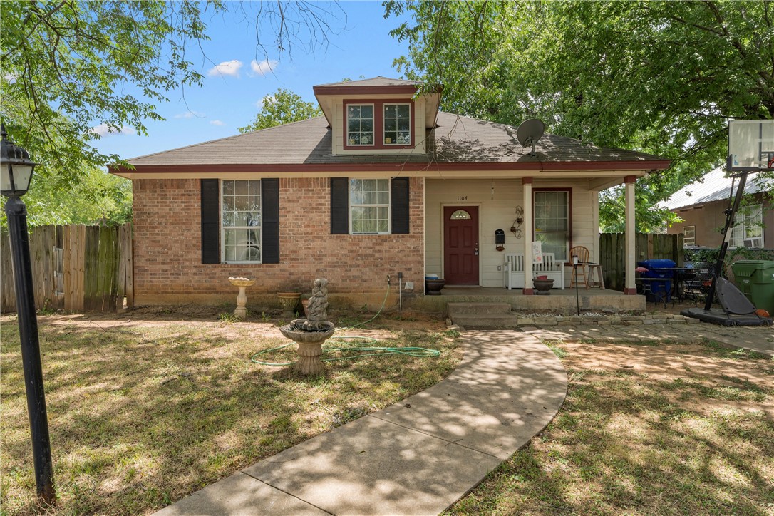 1104 N 13th Street