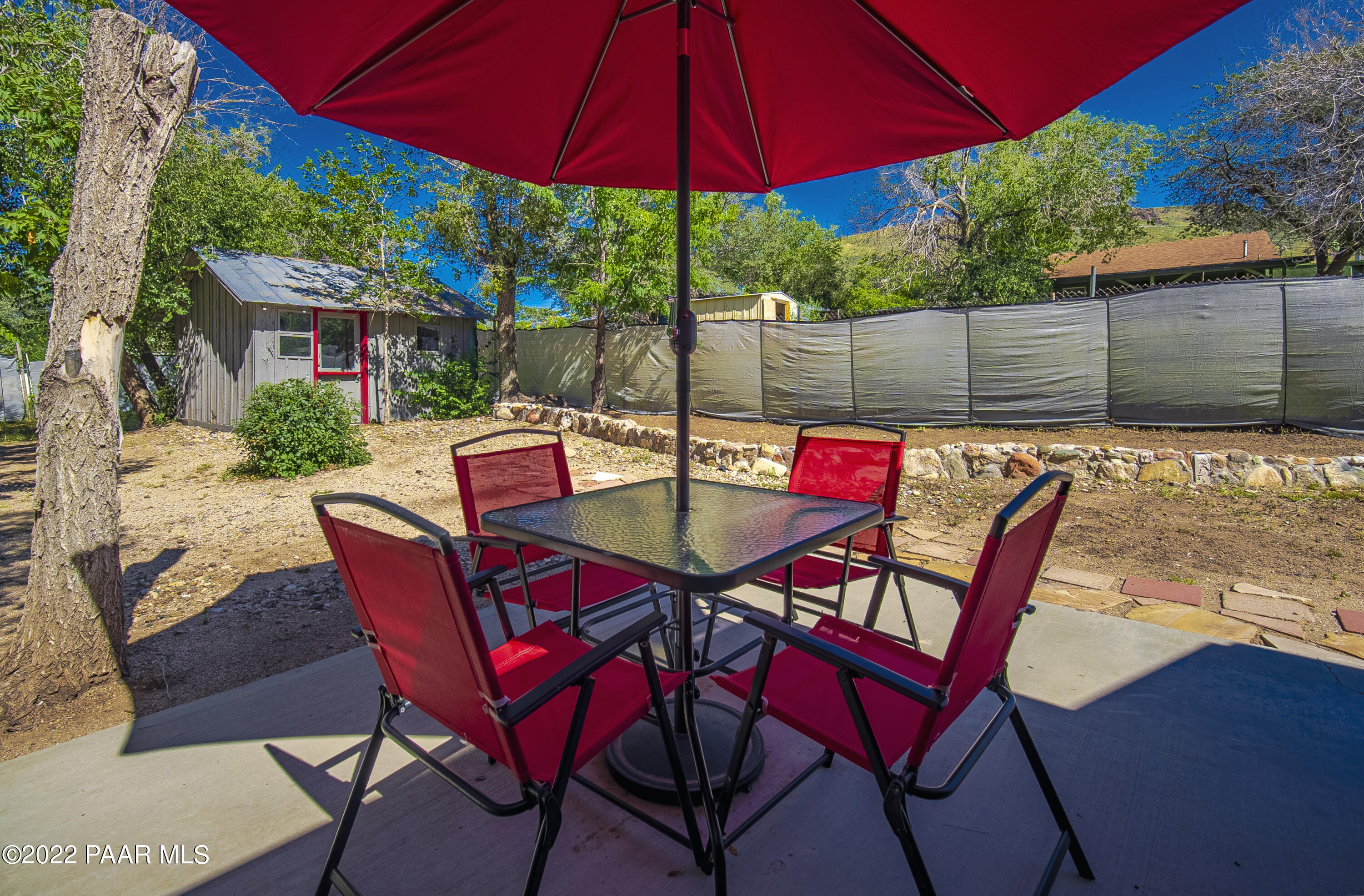 16610 W Walnut Drive