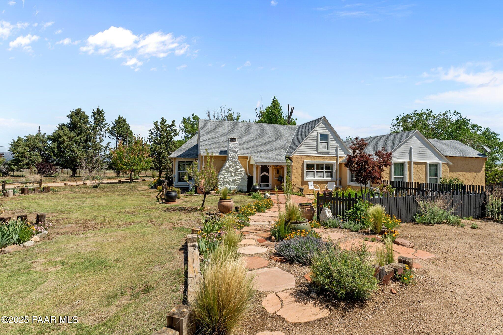 19123 S Highway 89
