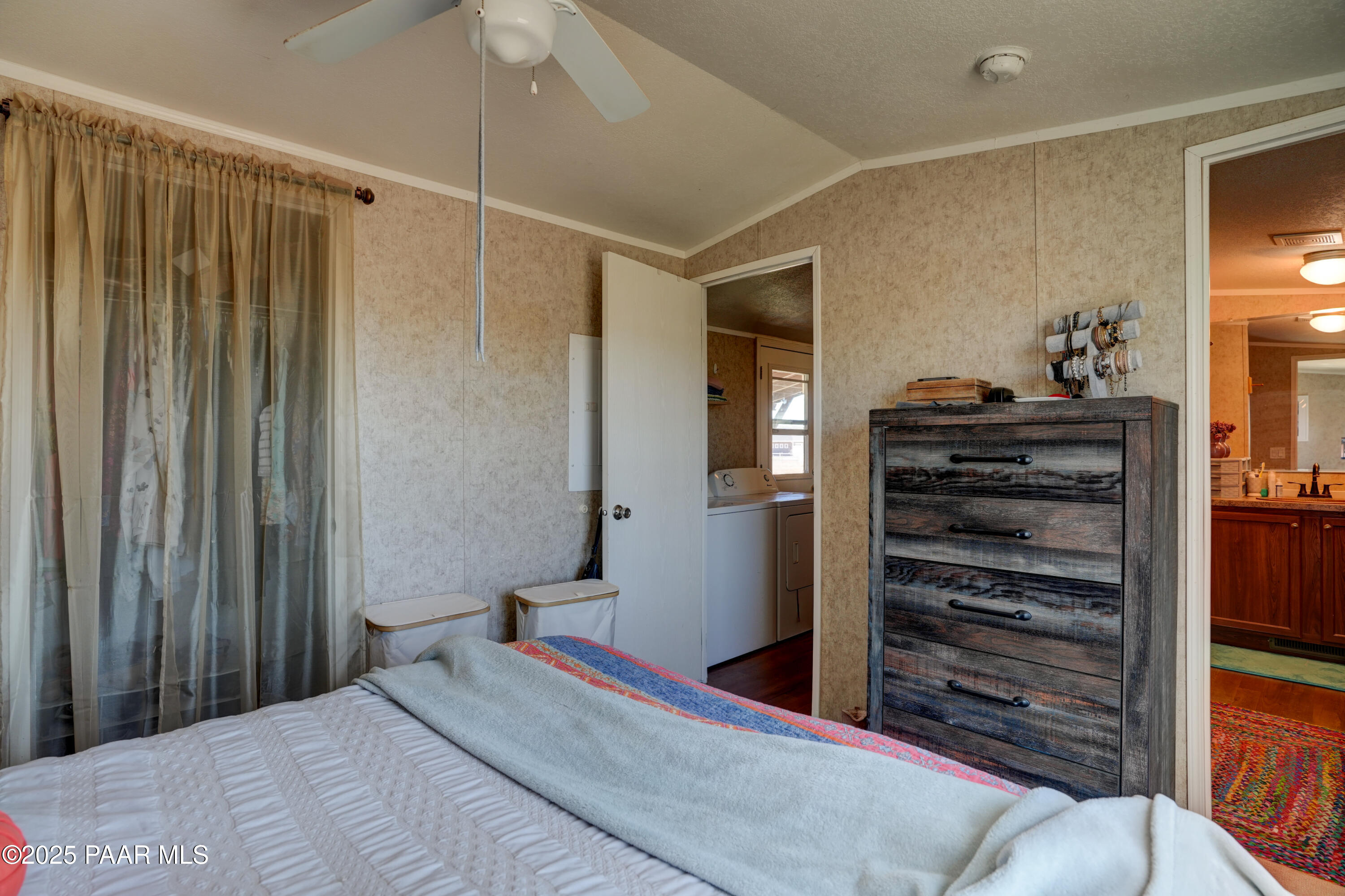 350 W Ranch House Road
