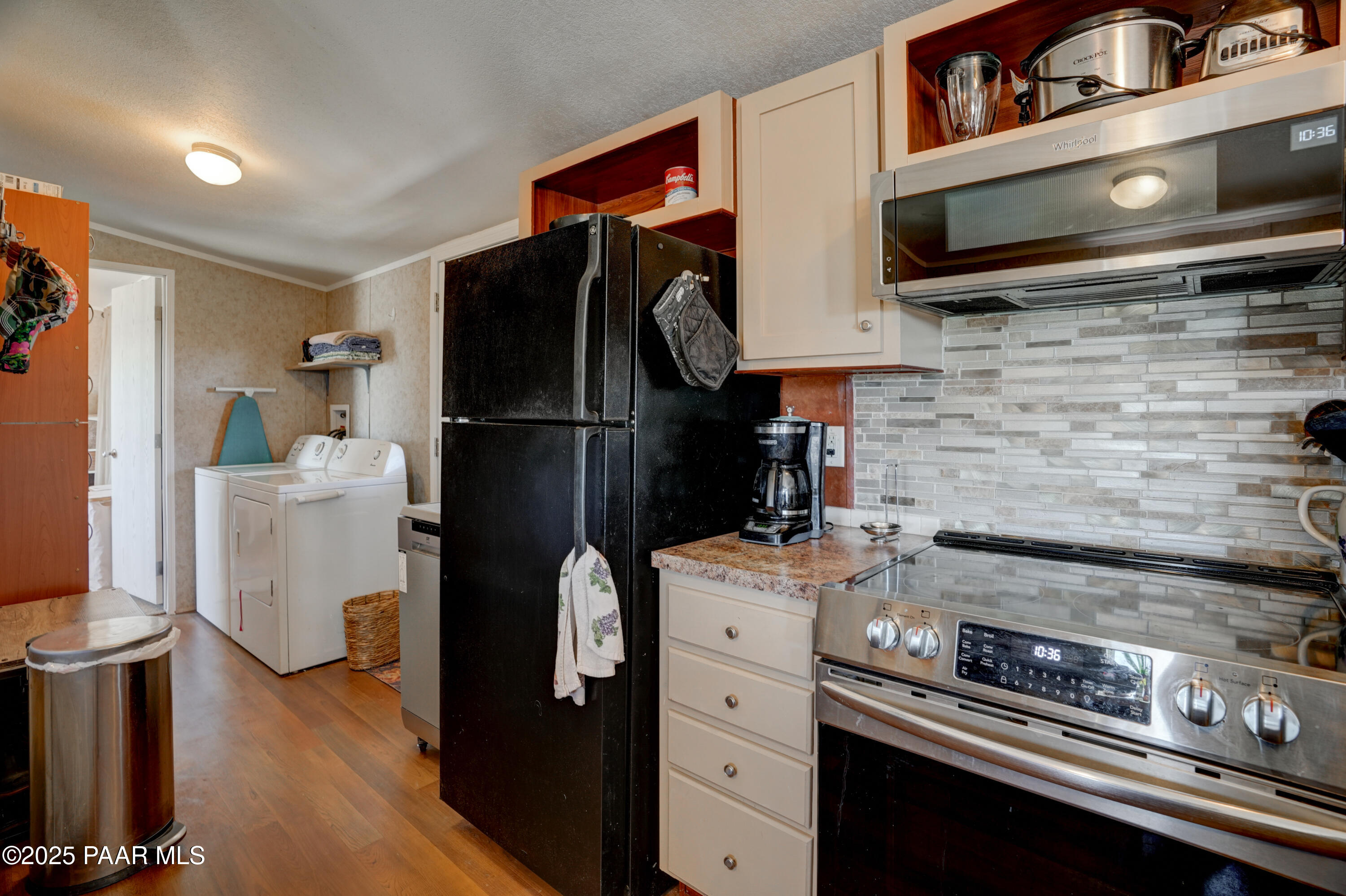 350 W Ranch House Road