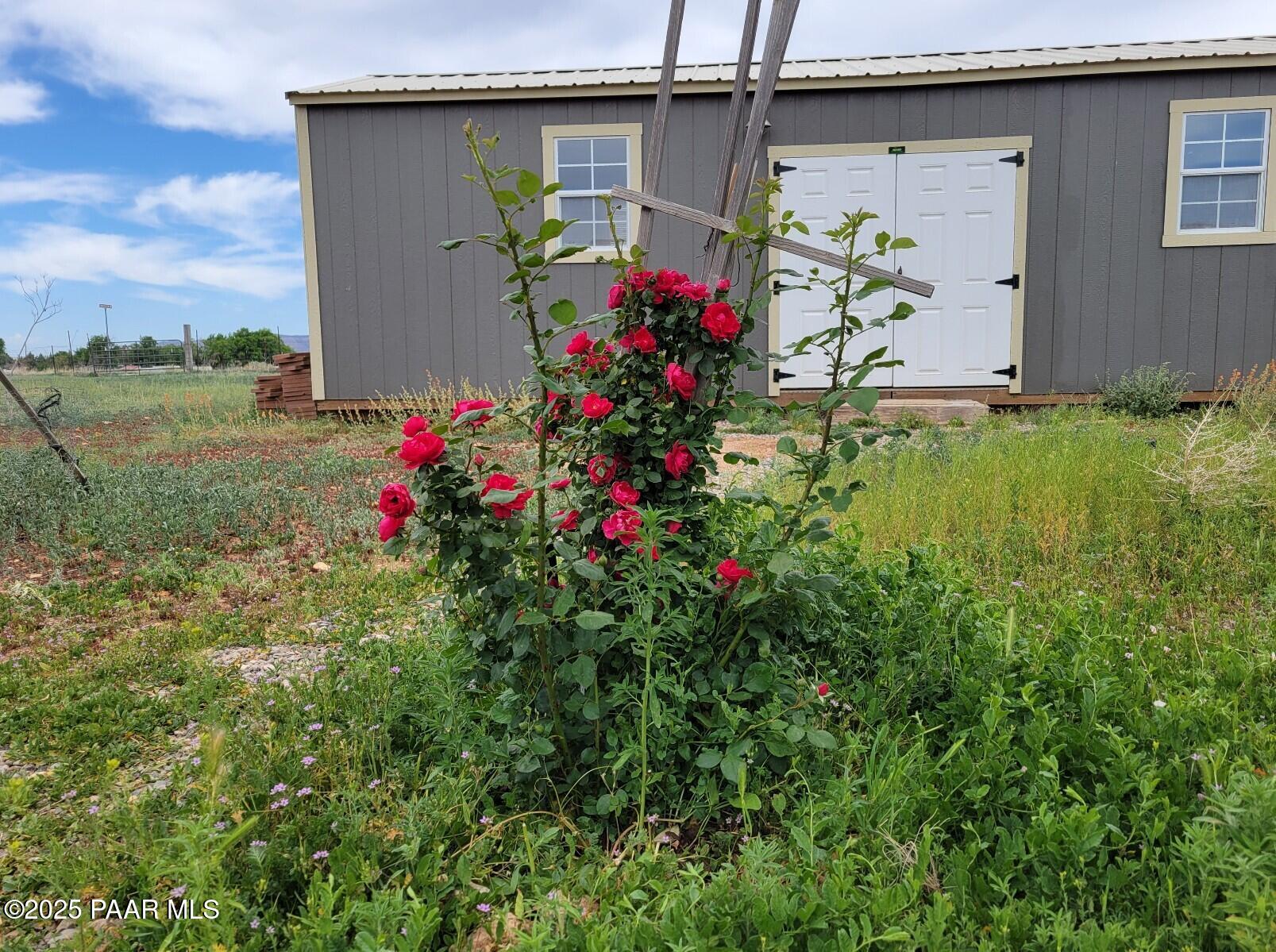 350 W Ranch House Road