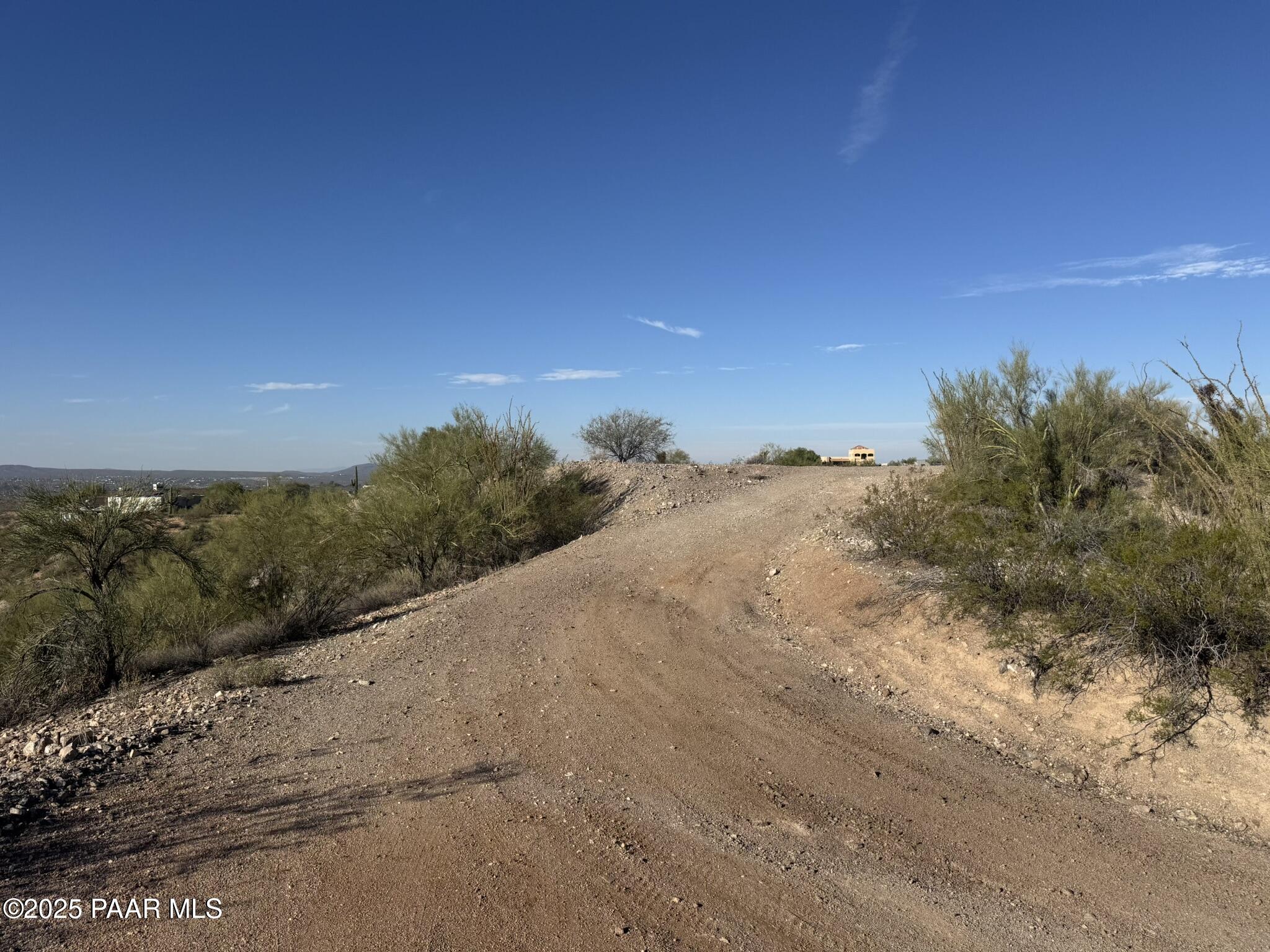 Xx00h S Blue Tank Trail