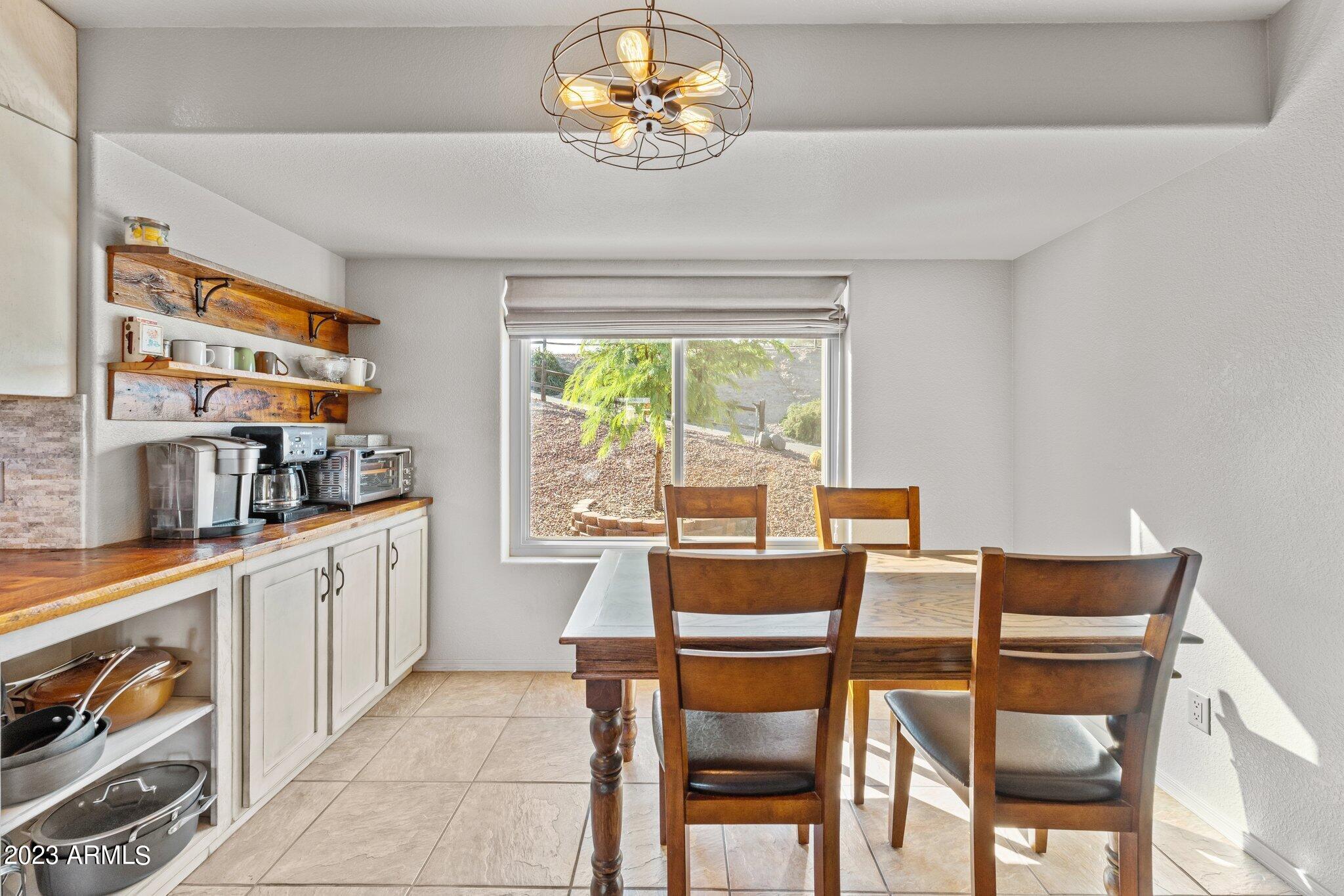 890 OASIS Drive