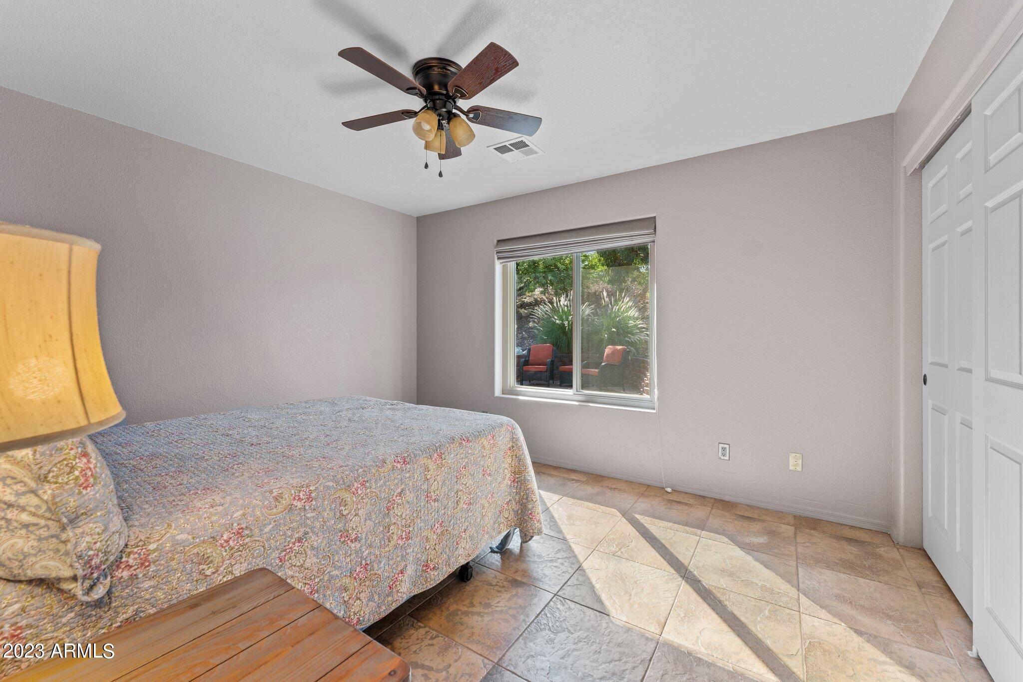 890 OASIS Drive
