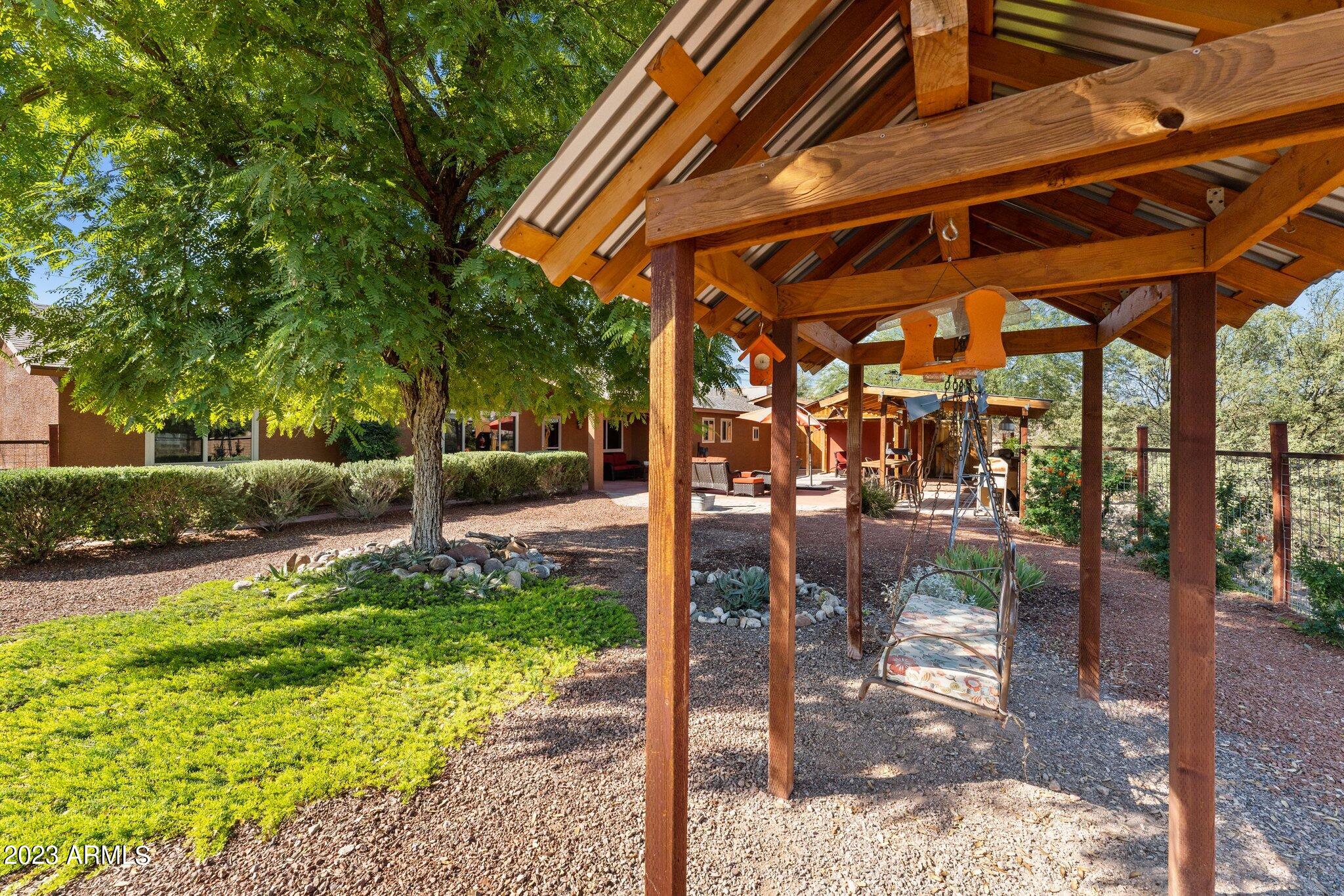 890 OASIS Drive