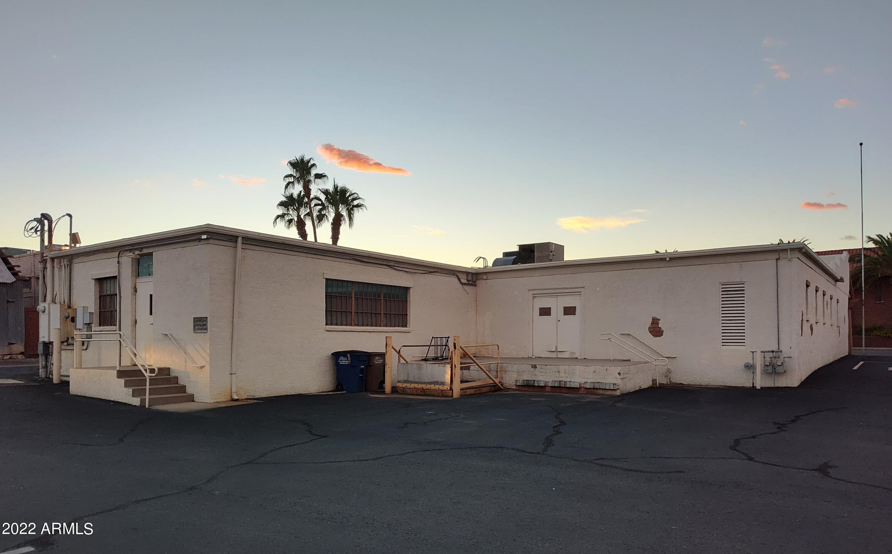 55 E YAVAPAI Street