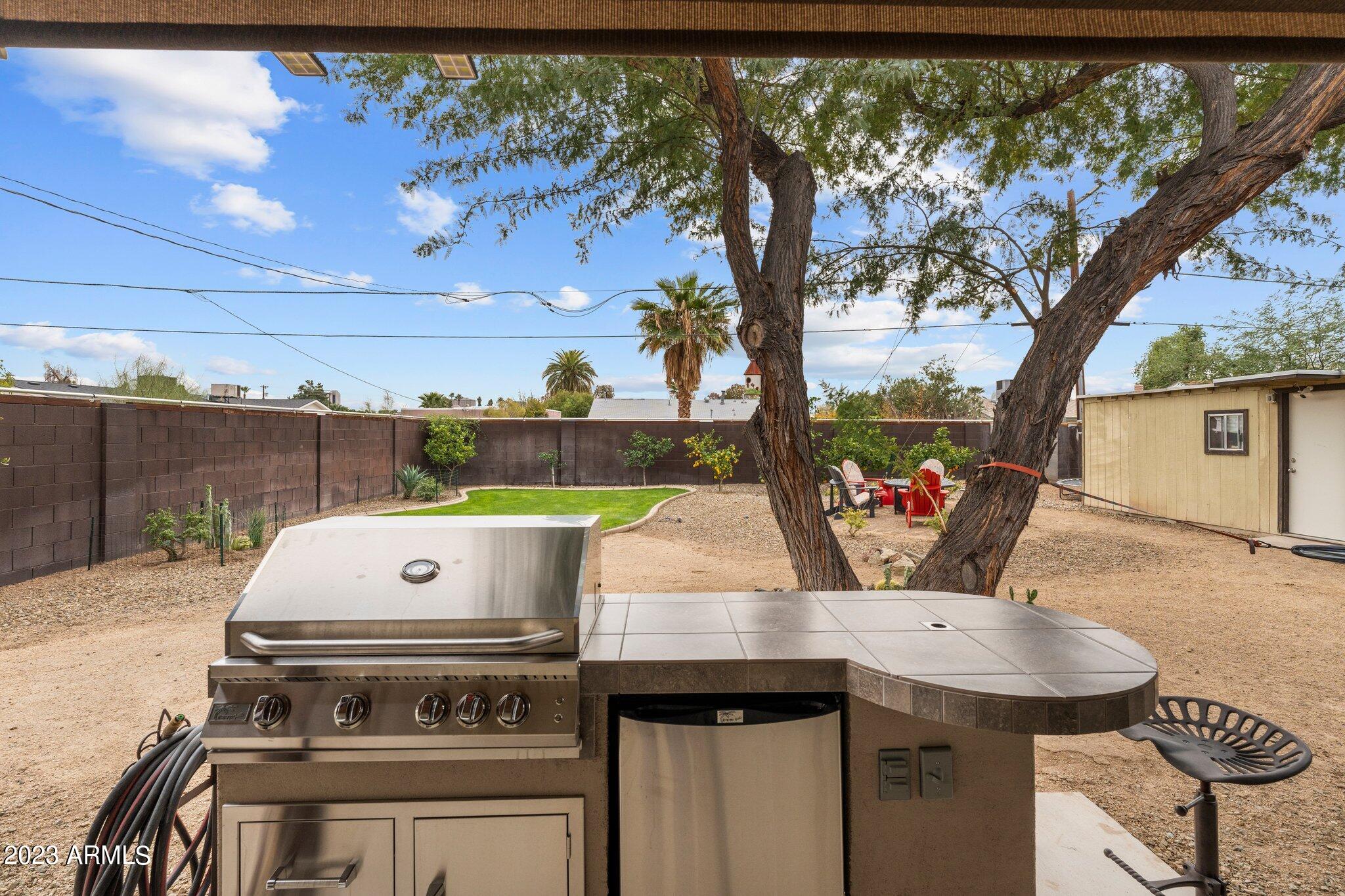 501 W COOLIDGE Street