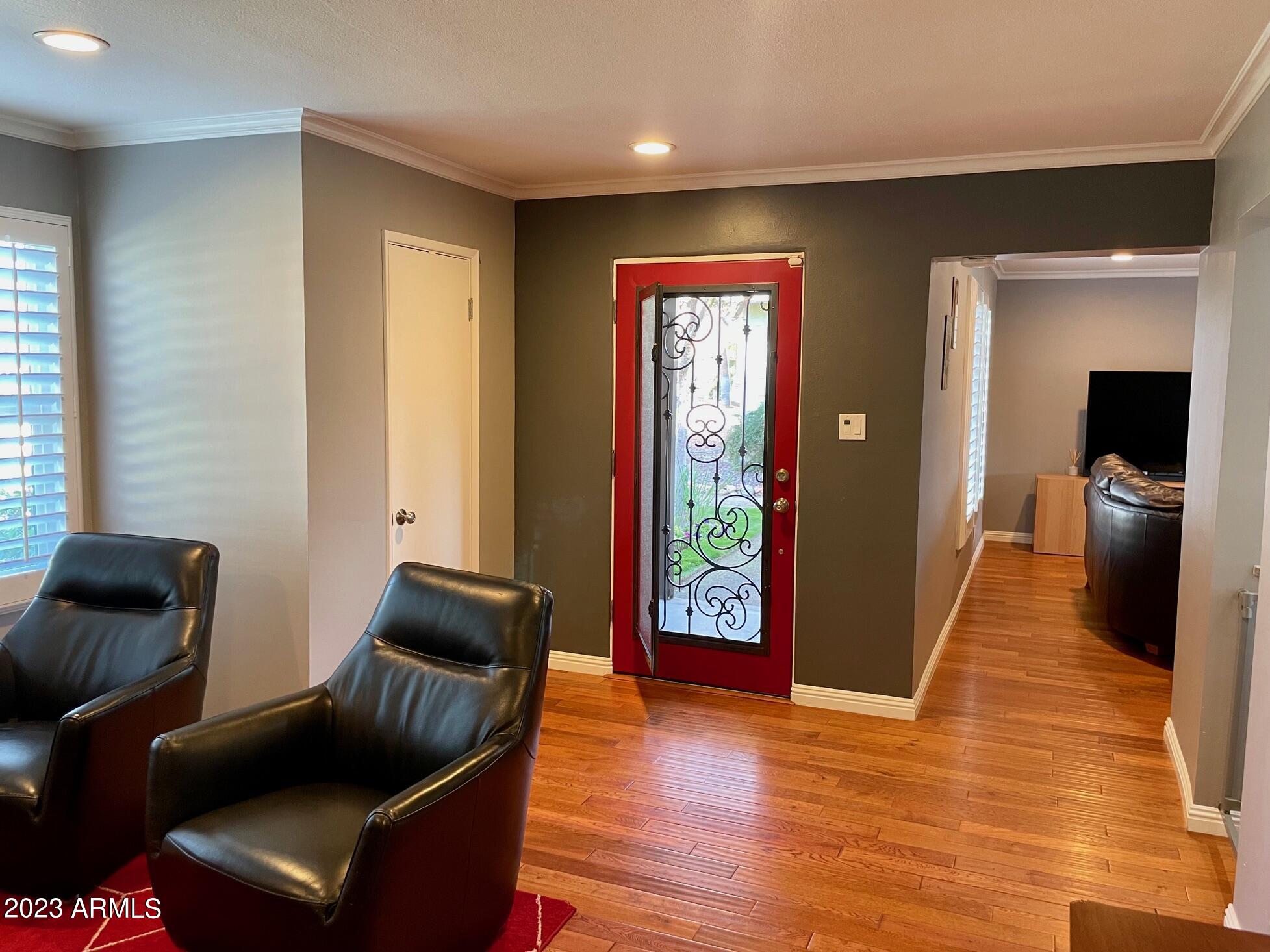 501 W COOLIDGE Street