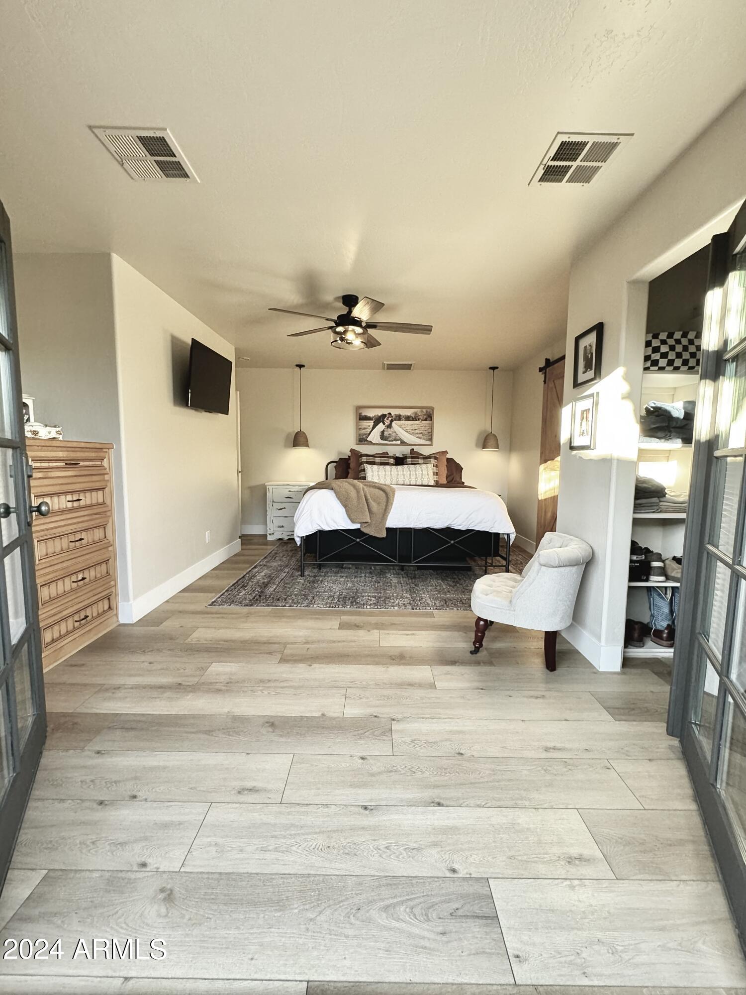 634 W La Golondrina Drive