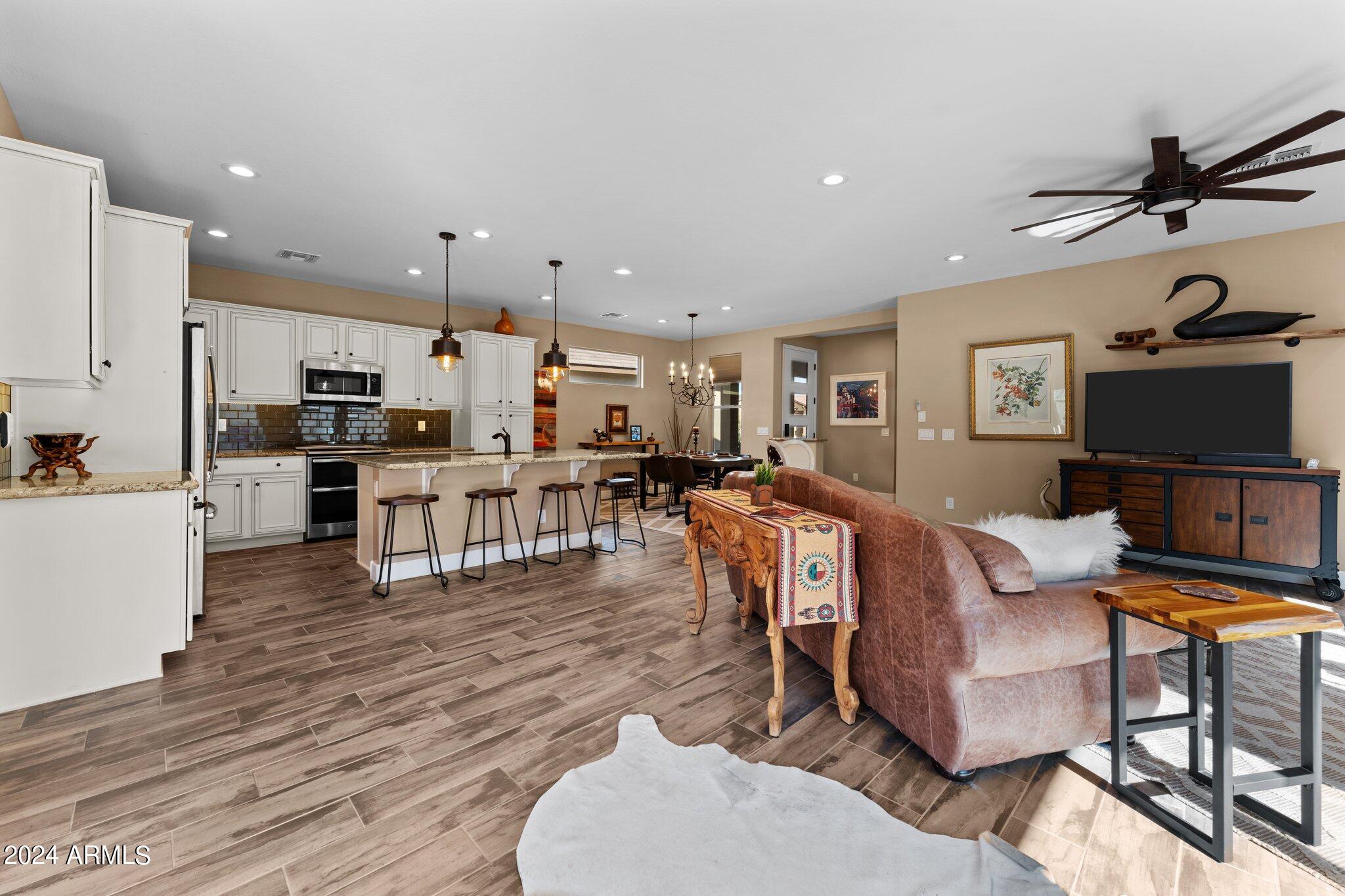 3914 GOLDMINE CANYON Way