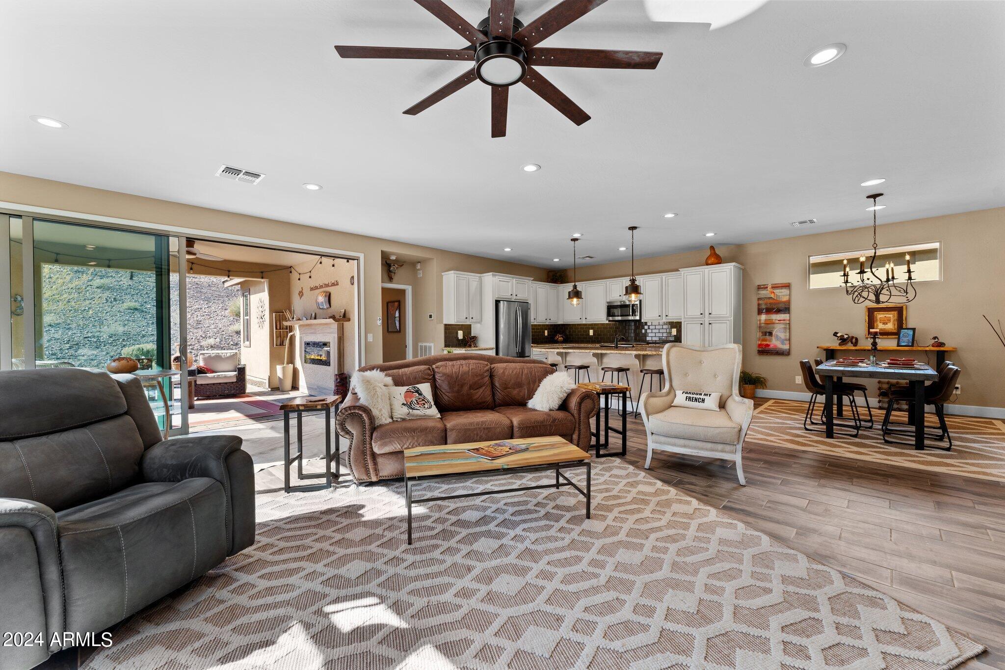 3914 GOLDMINE CANYON Way