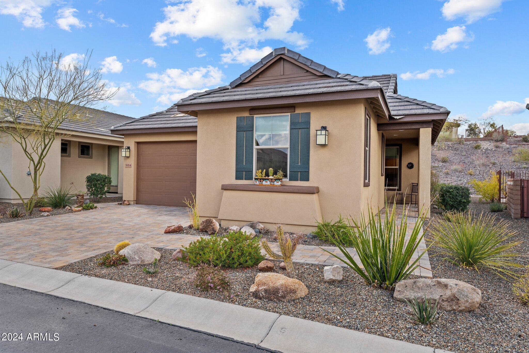 3914 GOLDMINE CANYON Way