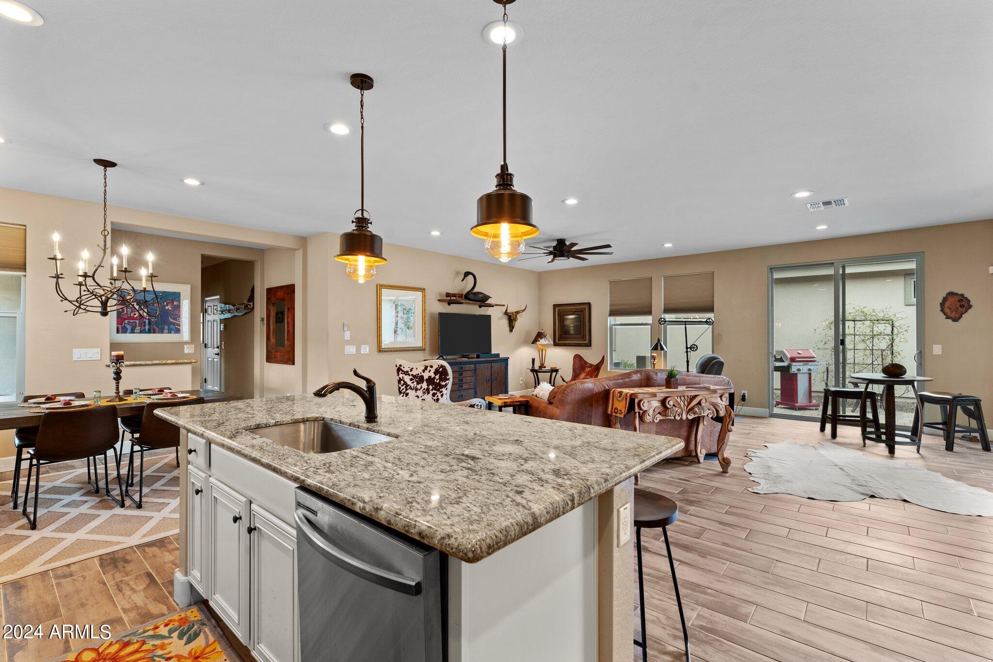 3914 GOLDMINE CANYON Way