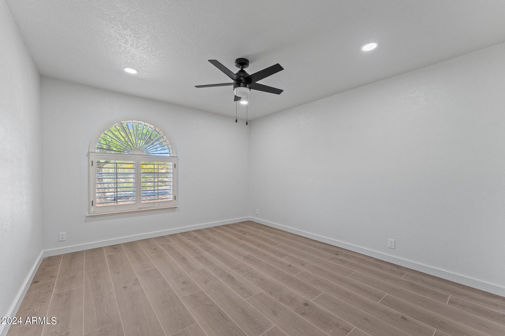 255 E Thurber Road