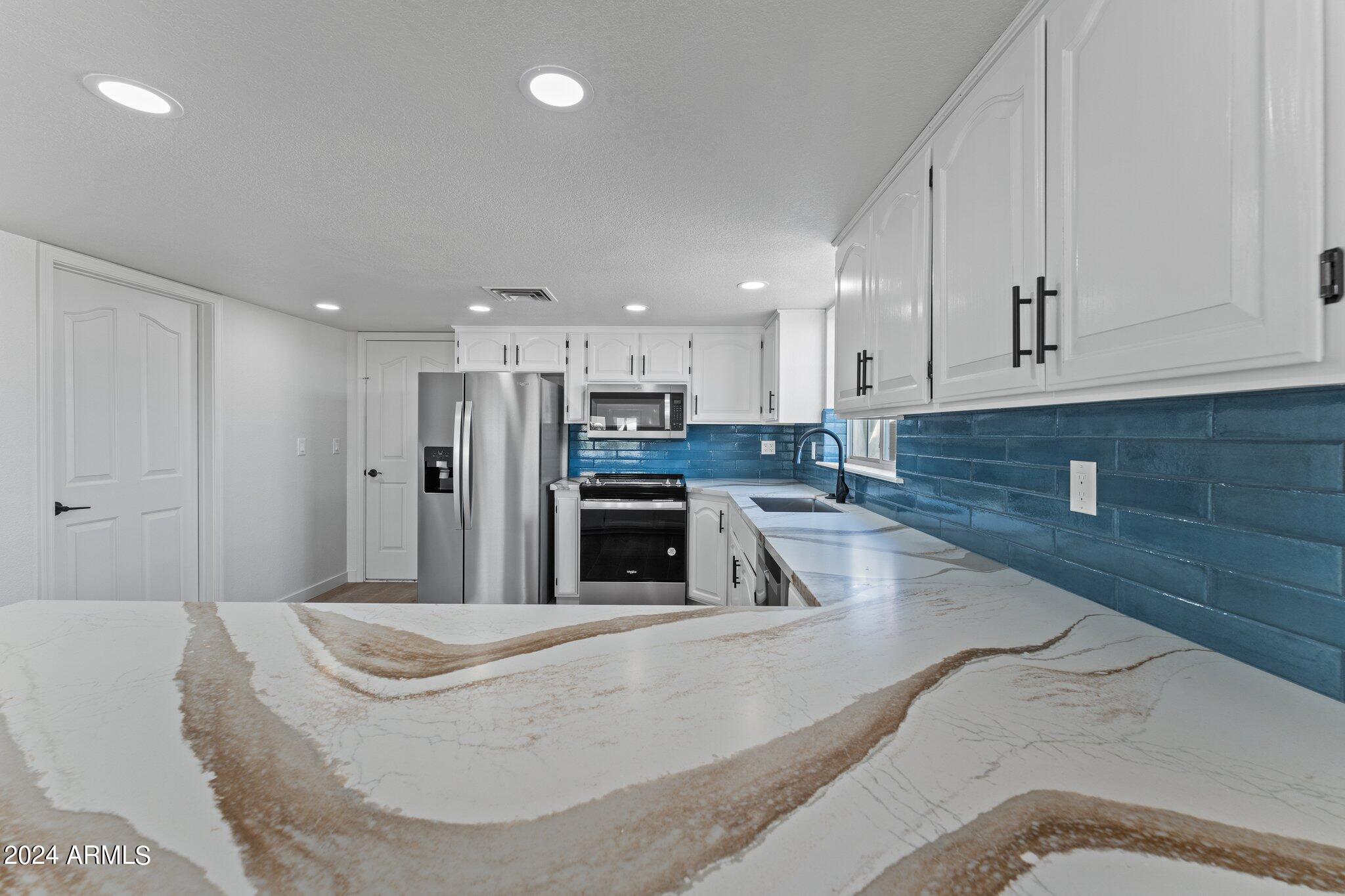 255 E Thurber Road