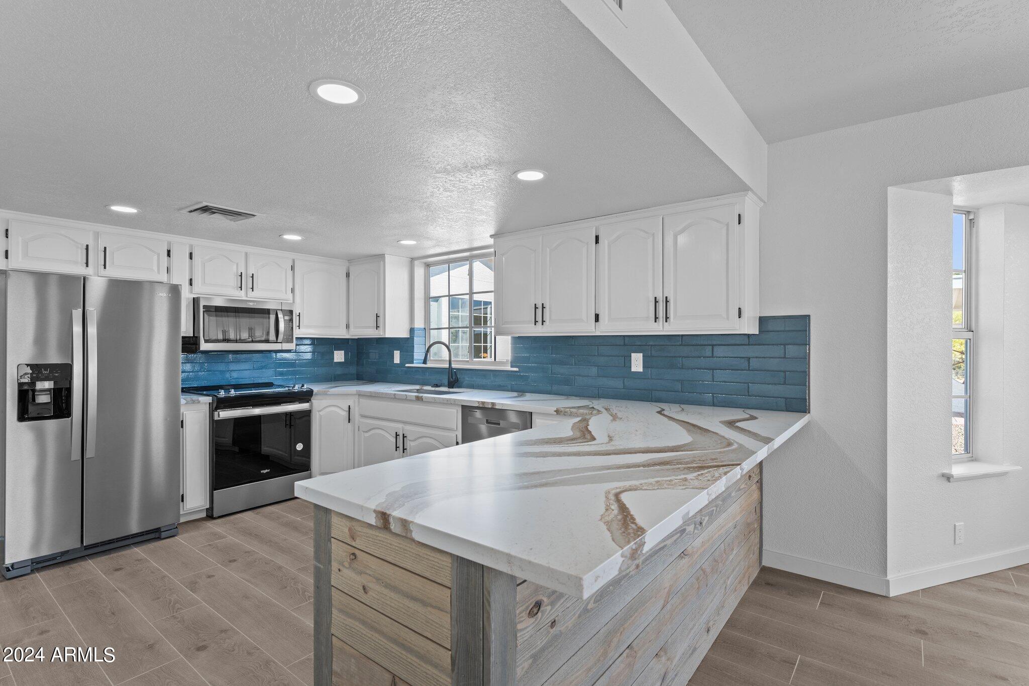 255 E Thurber Road
