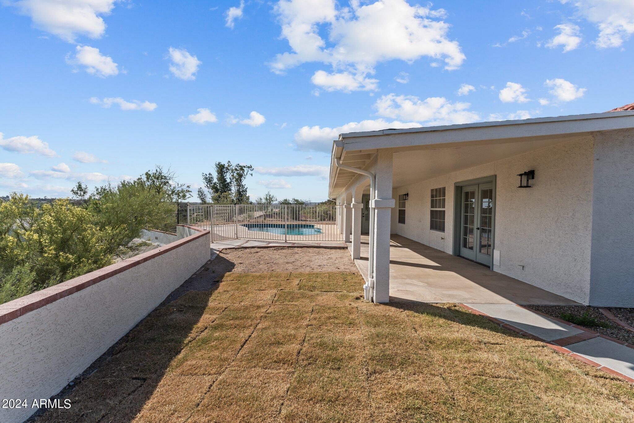 255 E Thurber Road