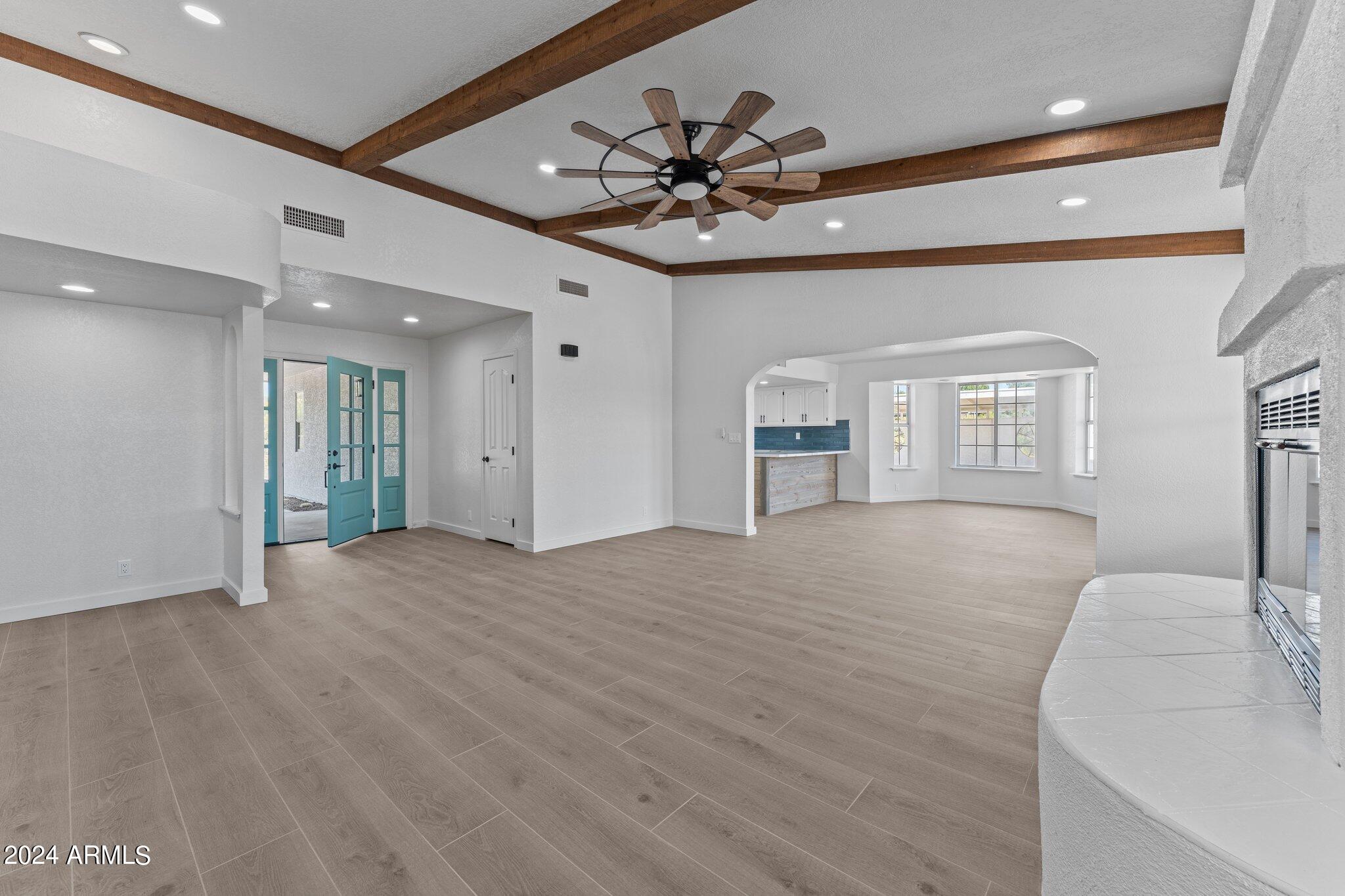 255 E Thurber Road