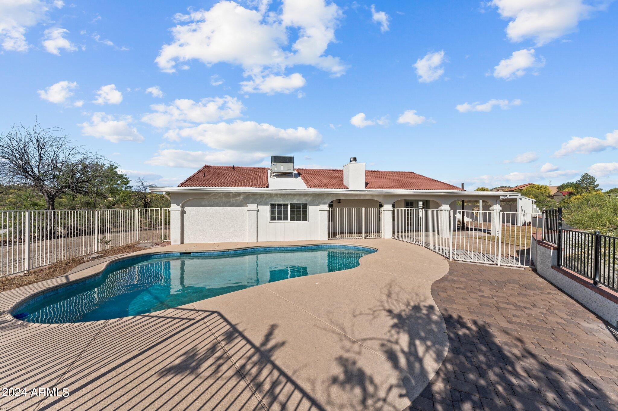 255 E Thurber Road
