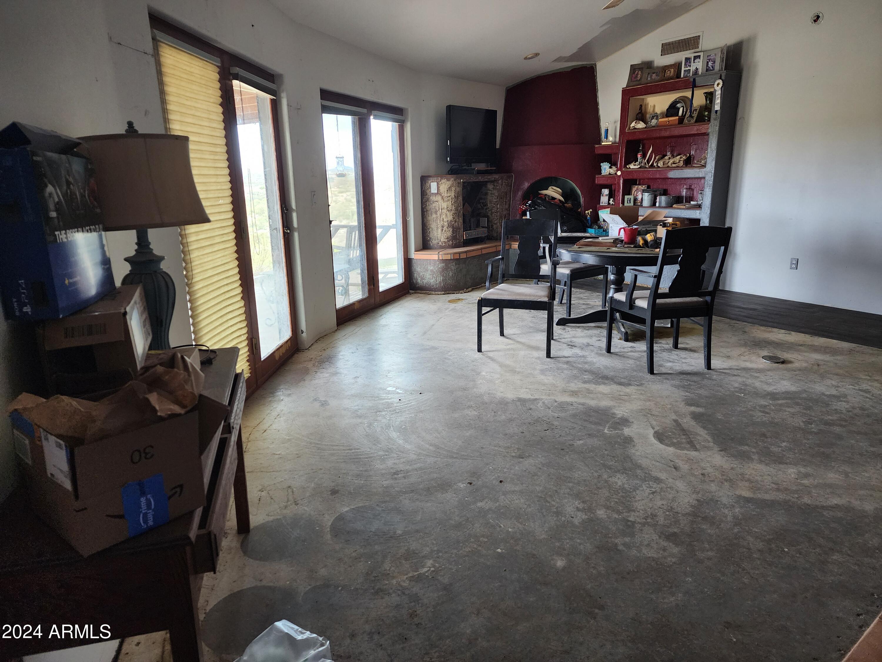 1205 N MUSTANG Trail