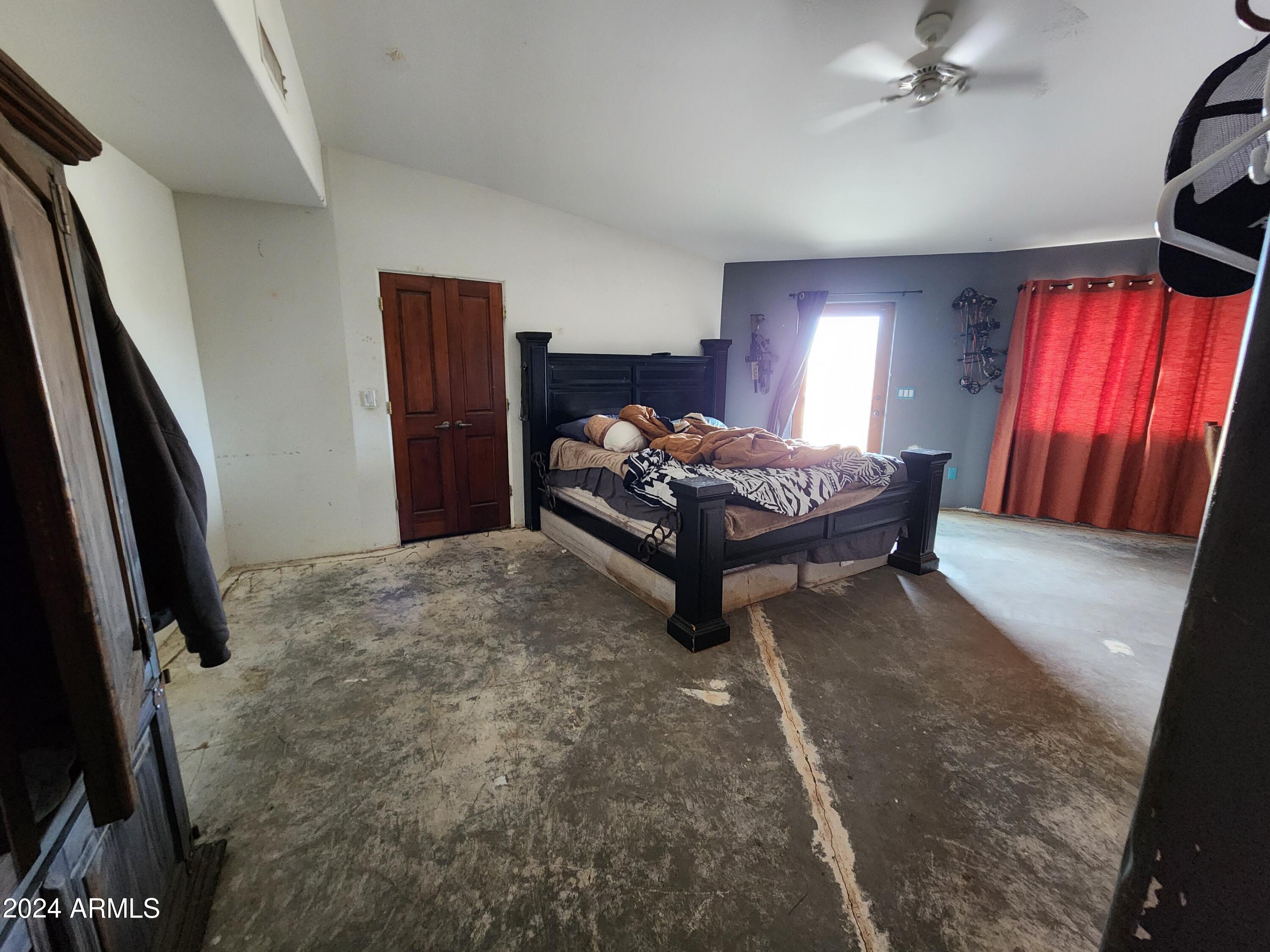 1205 N MUSTANG Trail