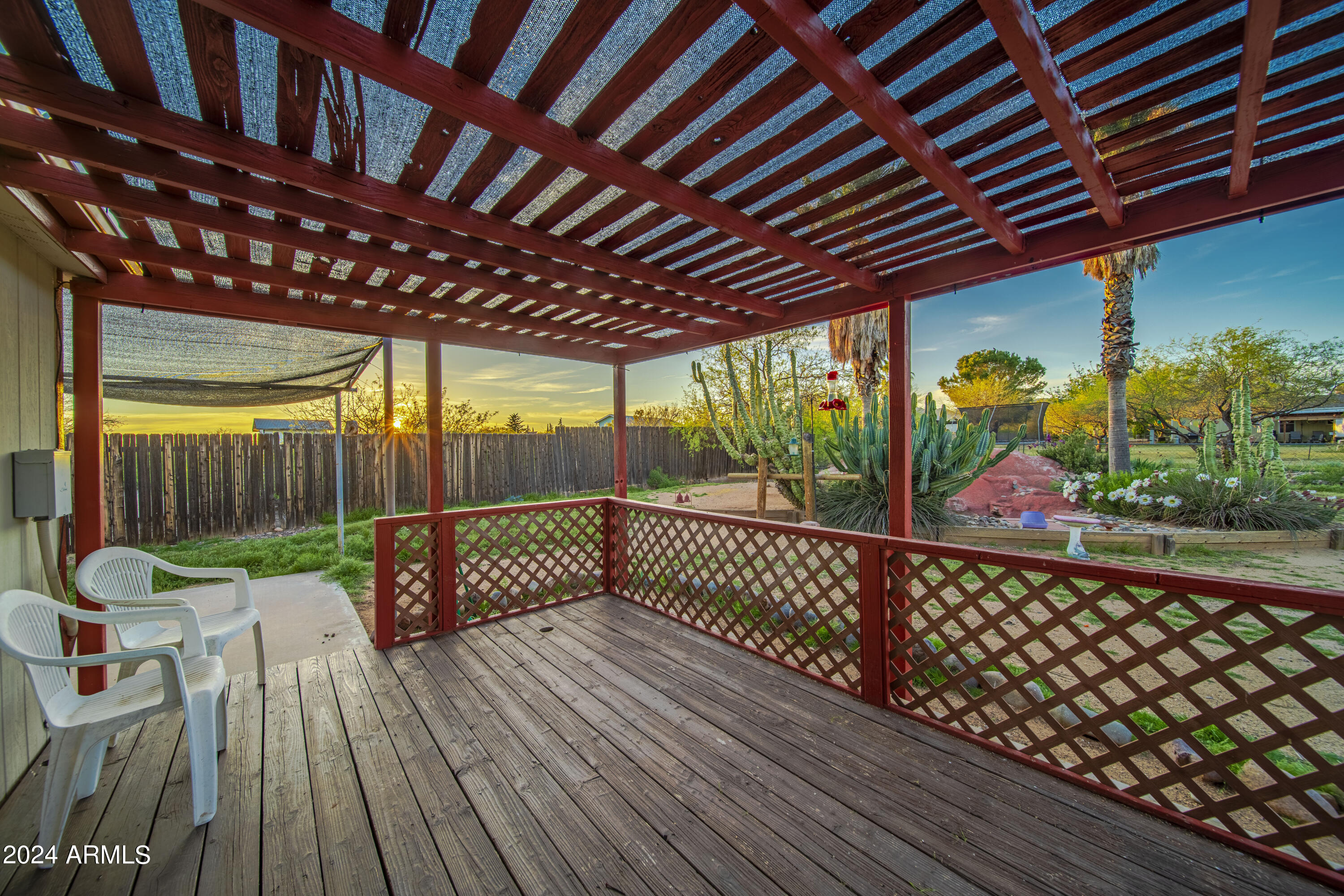 23152 W STAGHORN Lane