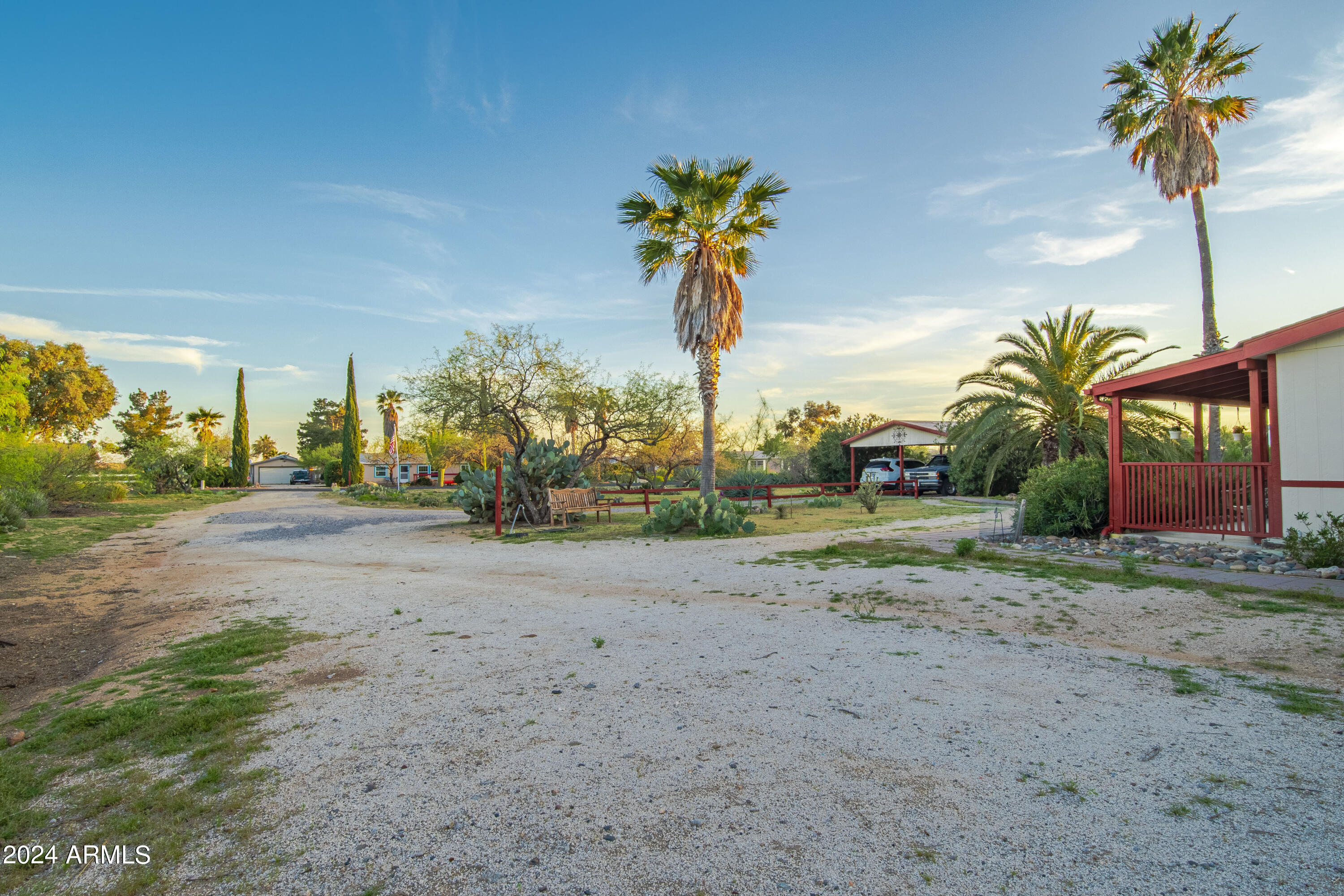 23152 W STAGHORN Lane