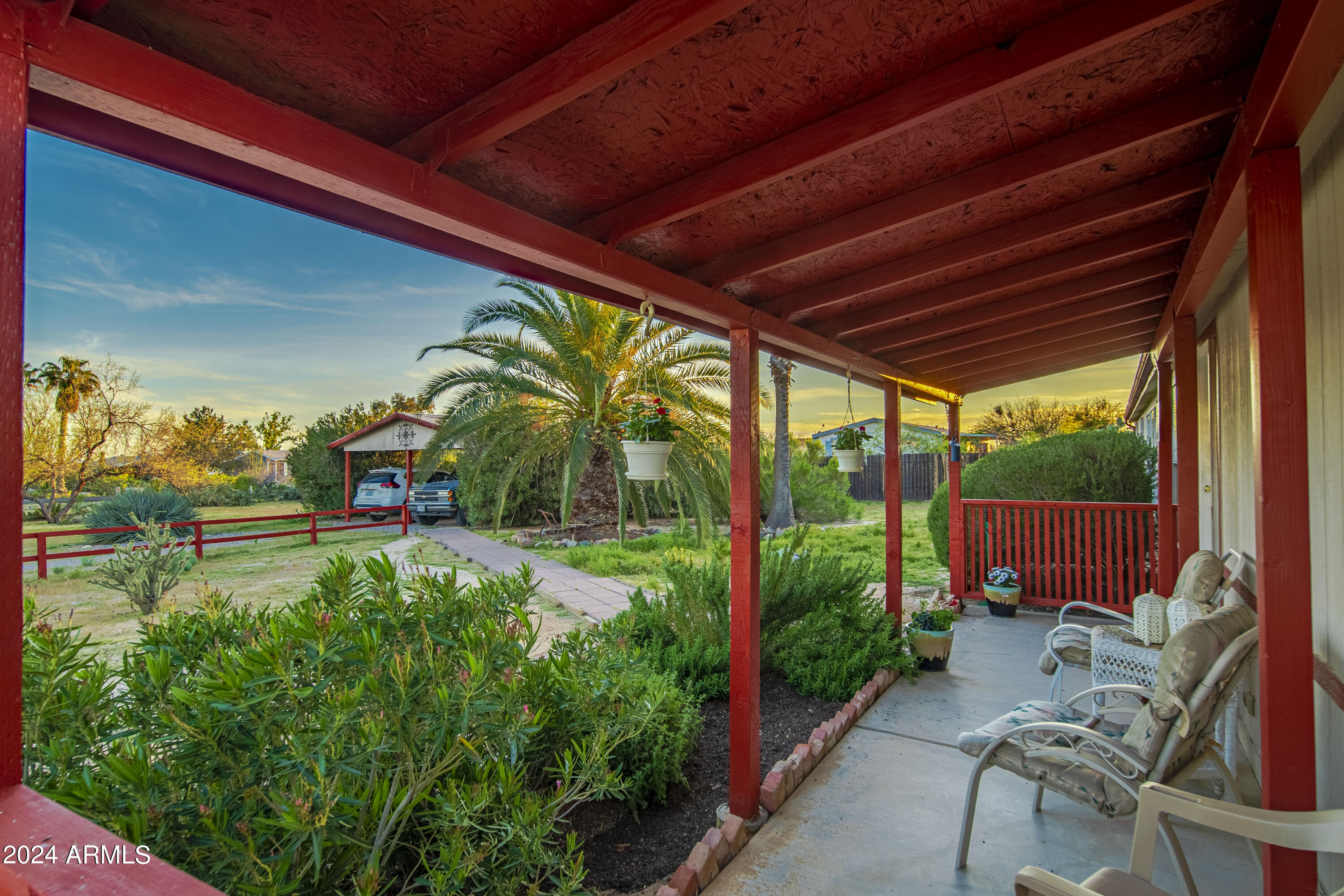 23152 W STAGHORN Lane