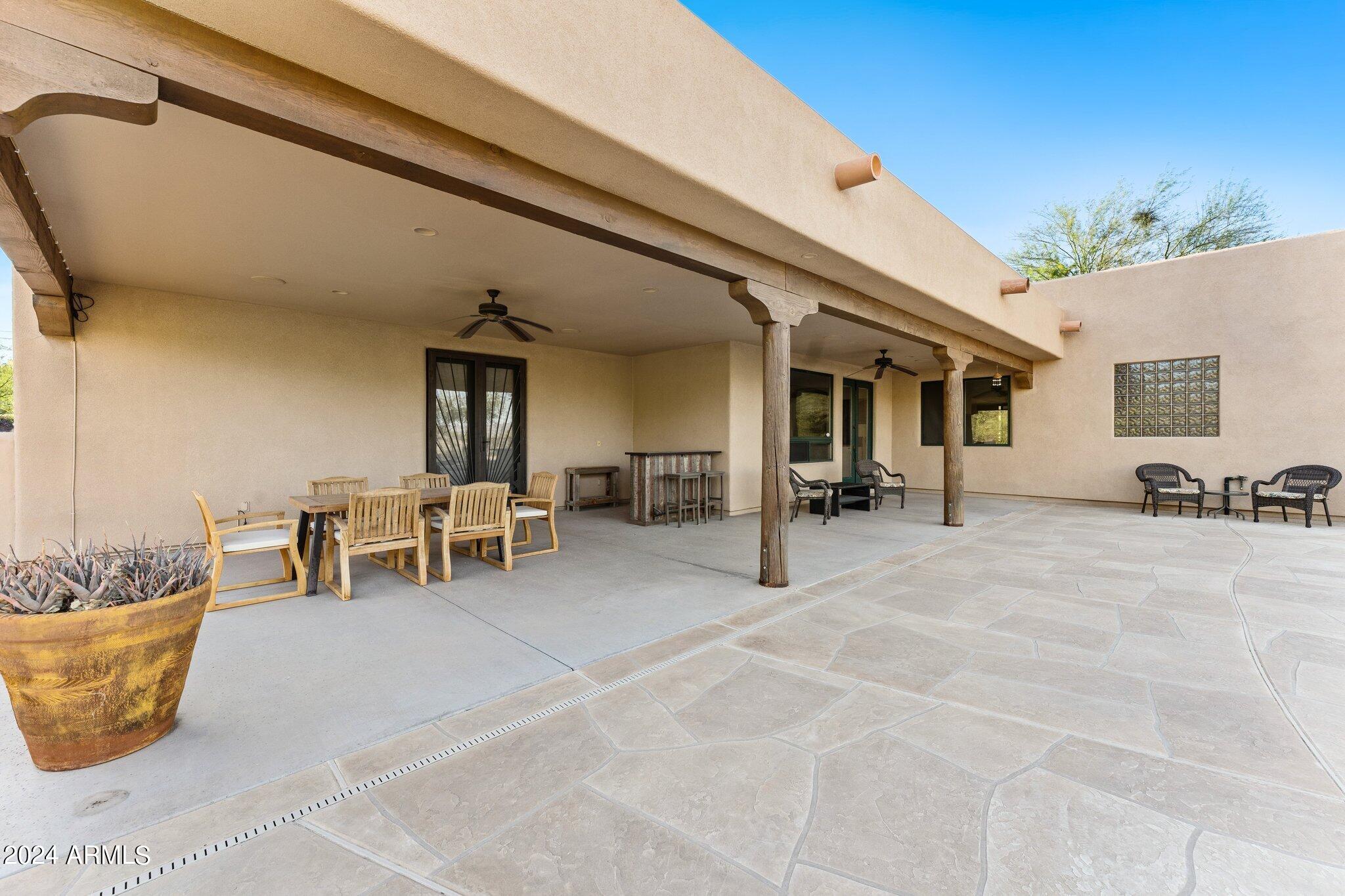 1495 VISTA Drive
