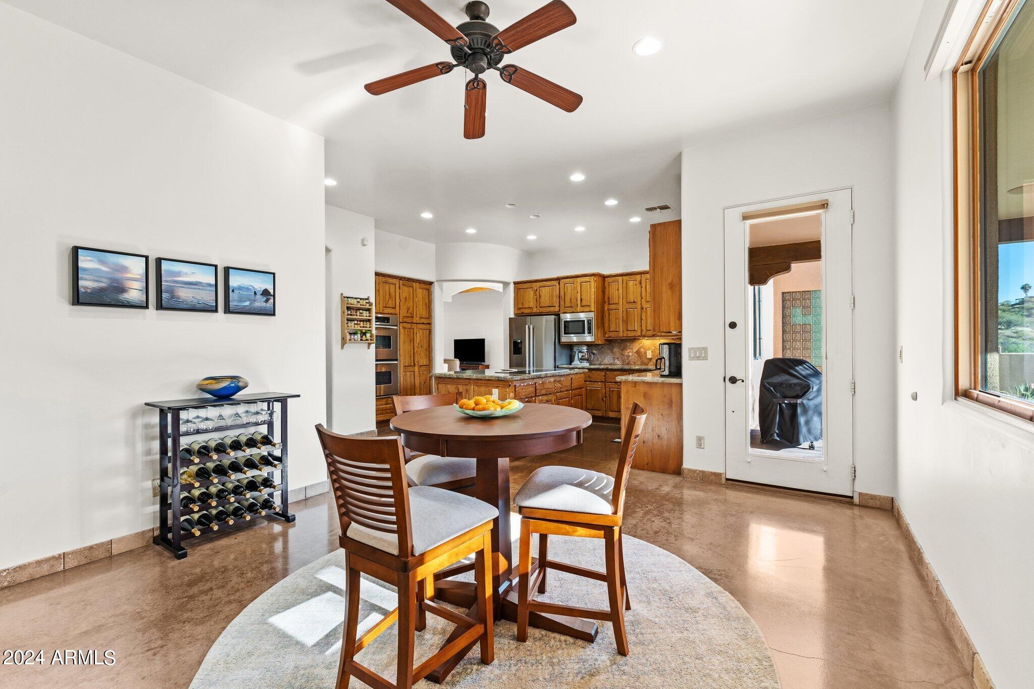 1495 VISTA Drive
