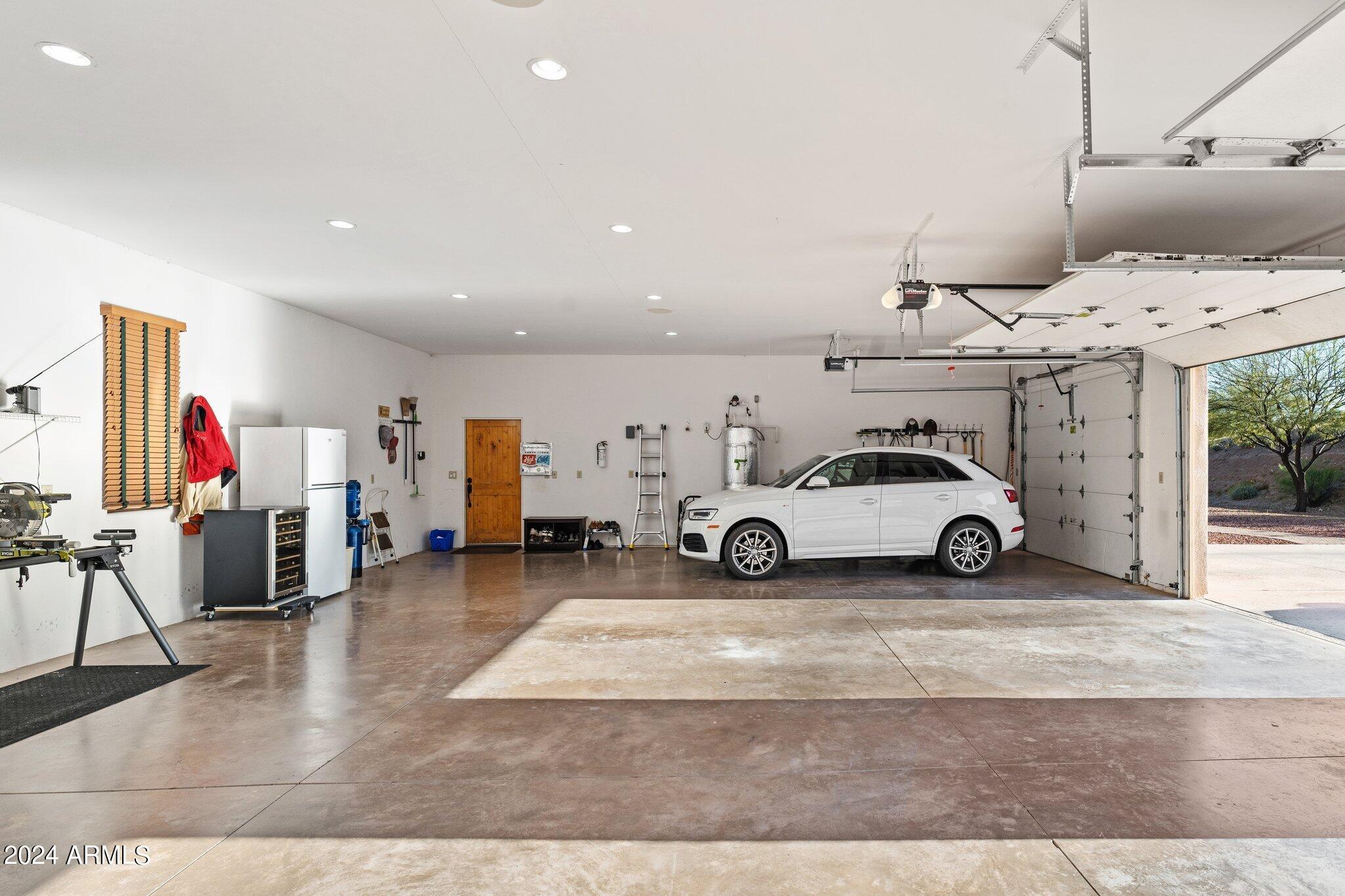1495 VISTA Drive