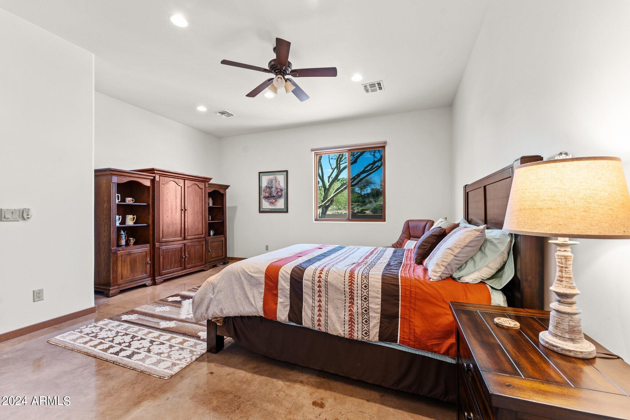 1495 VISTA Drive