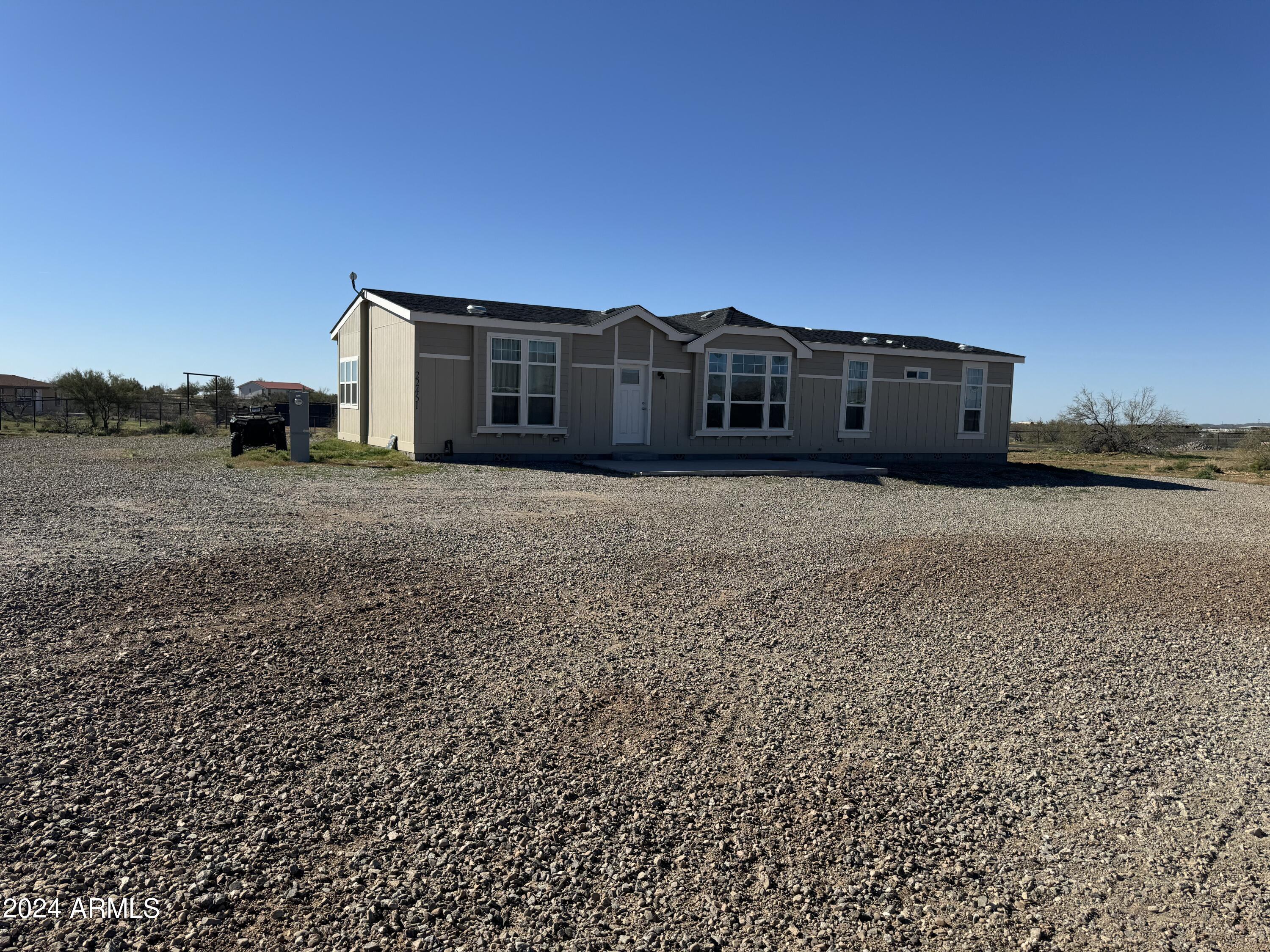 22451 W STEEL HORSE Road