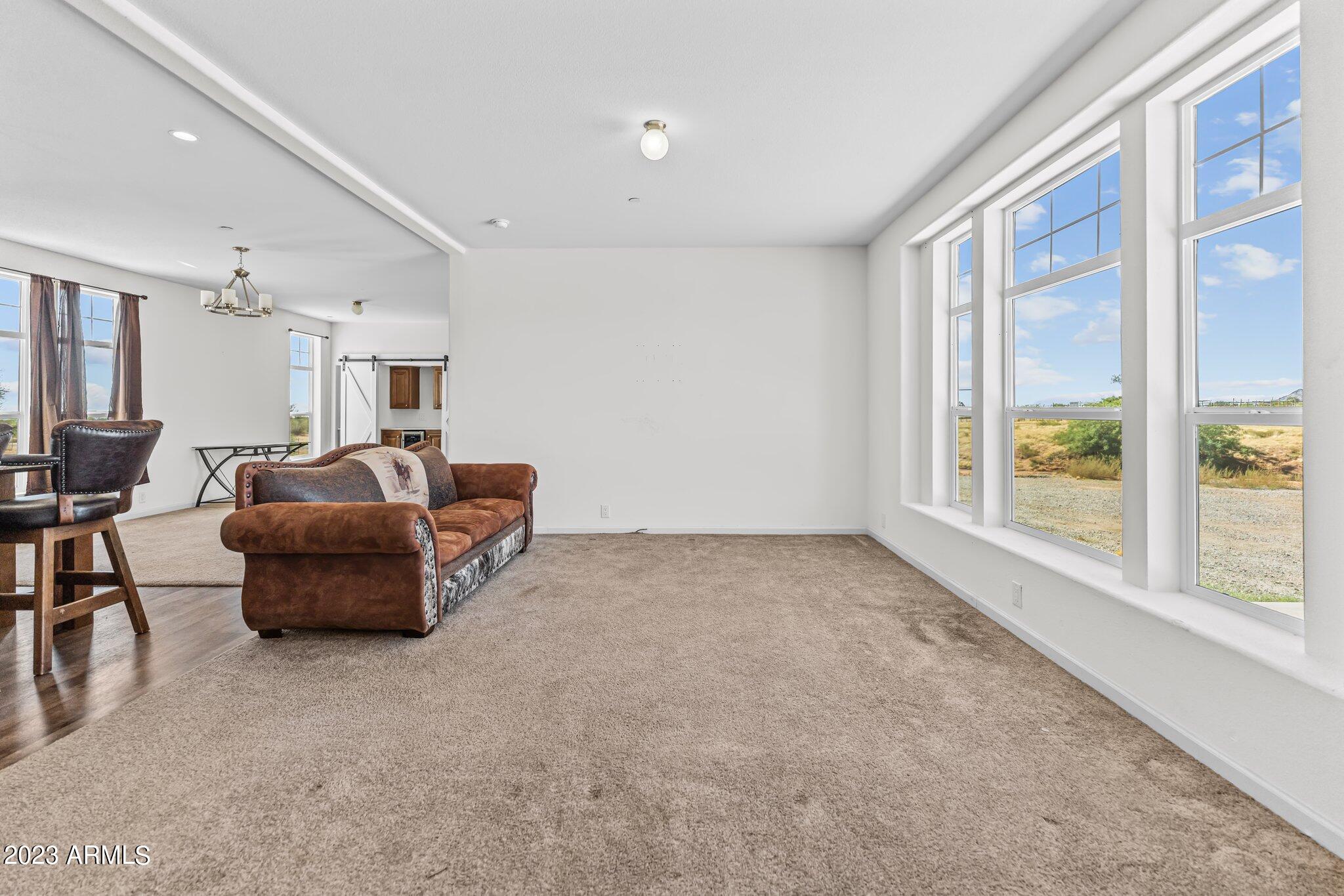 22451 W STEEL HORSE Road