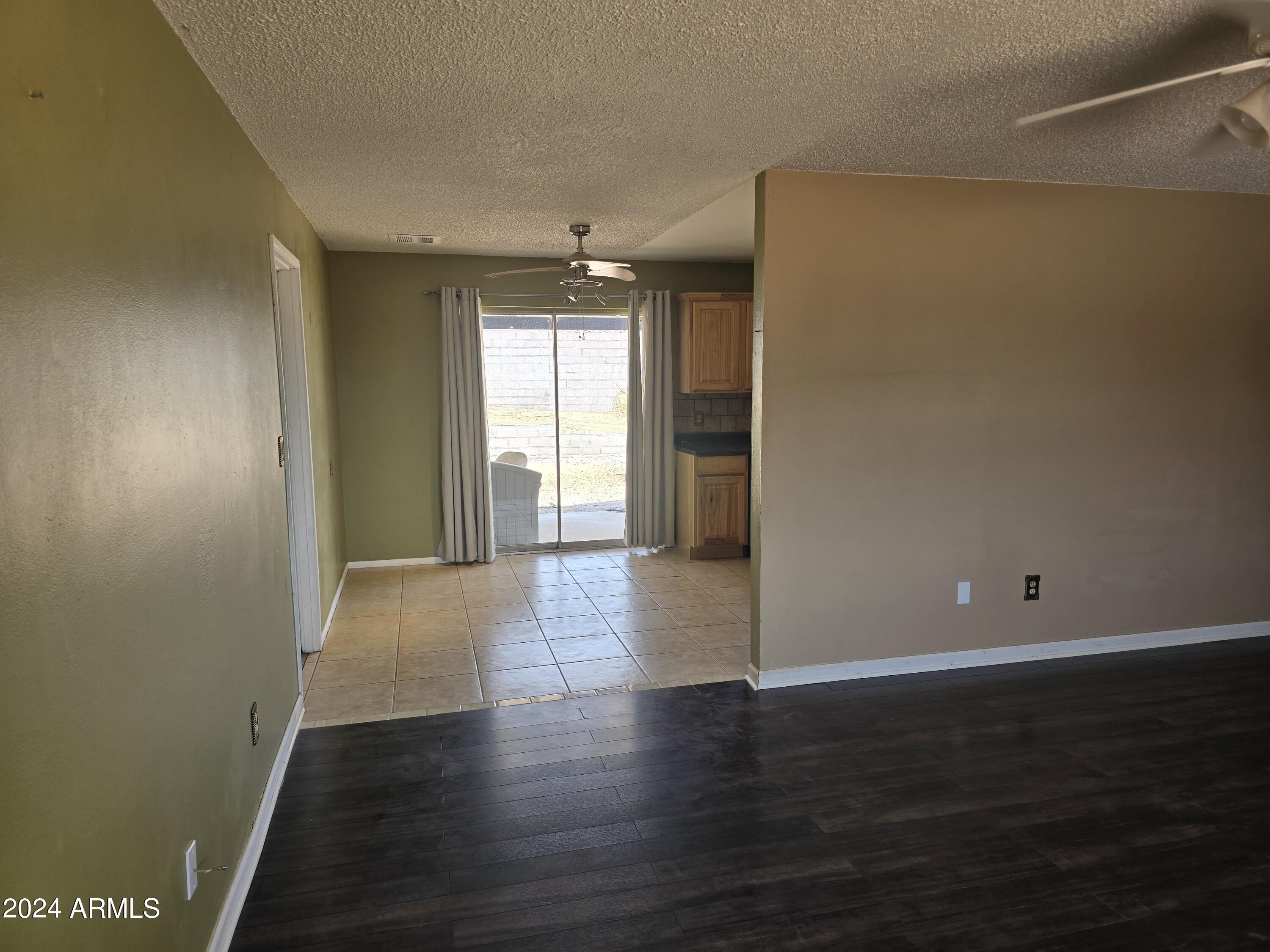 1762 PAPAGO Place