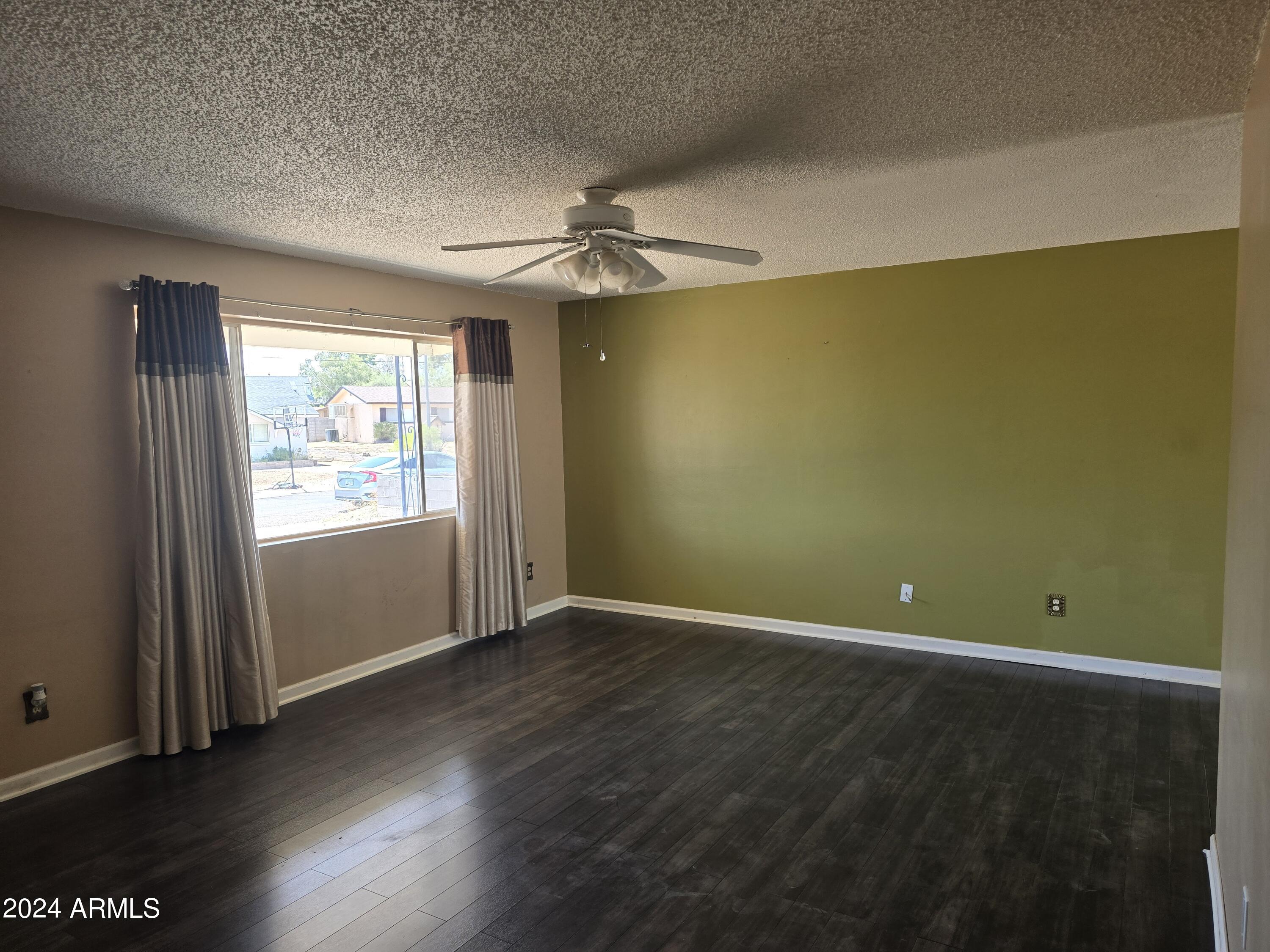 1762 PAPAGO Place