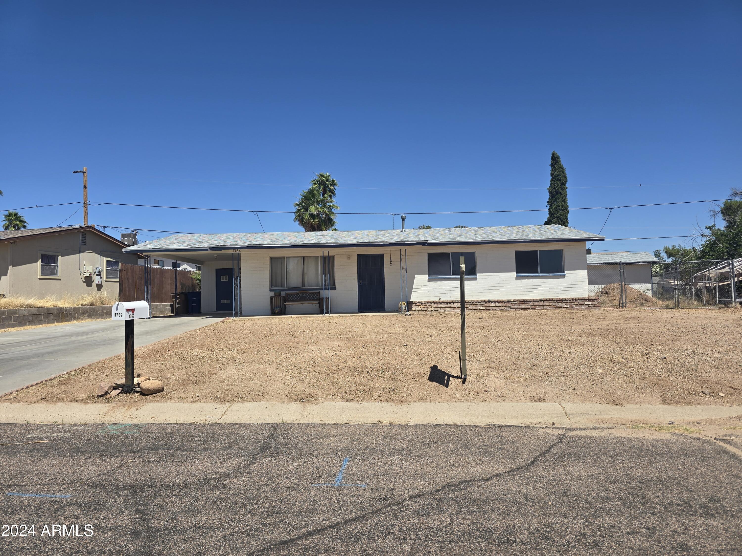 1762 PAPAGO Place