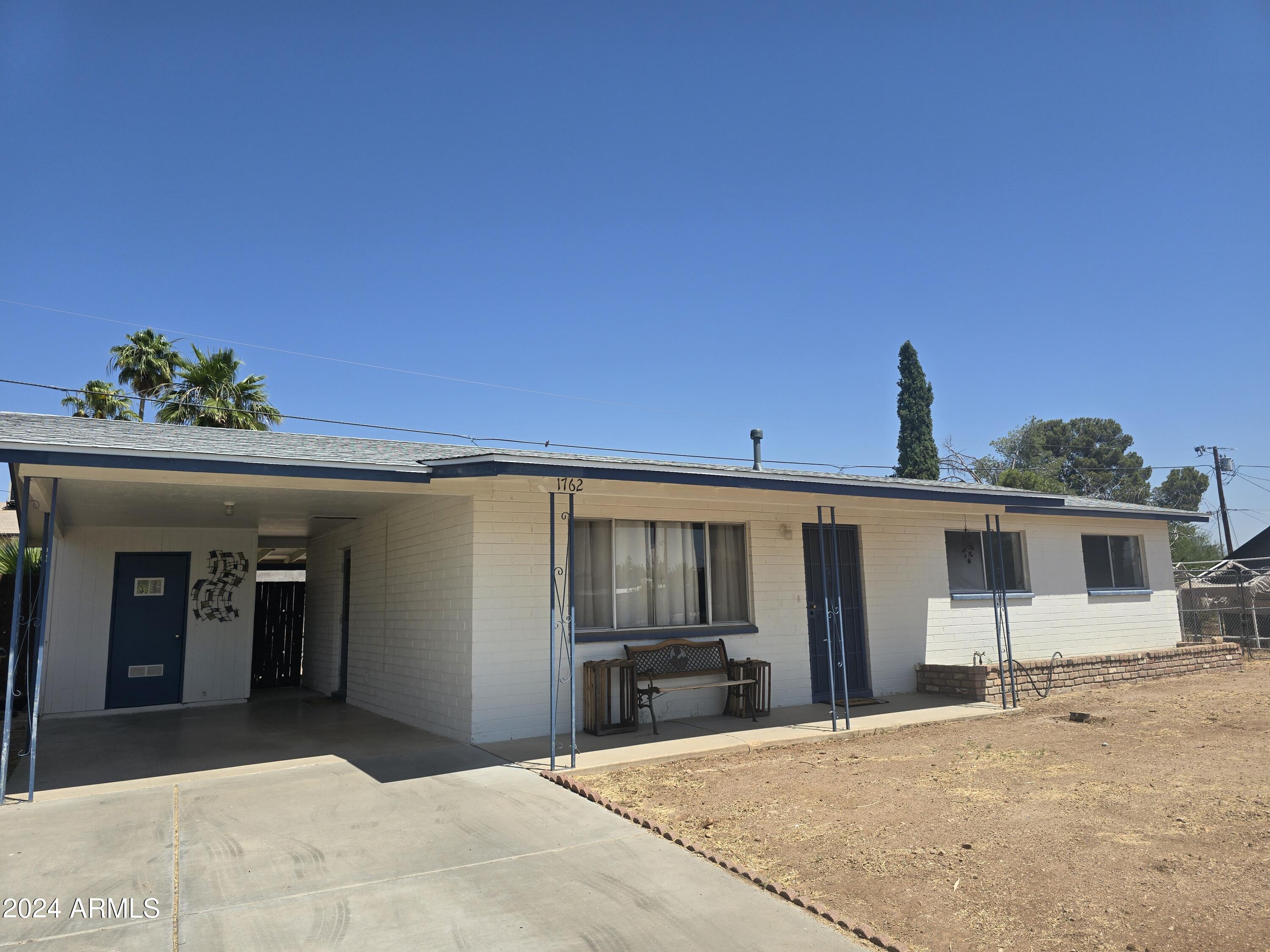 1762 PAPAGO Place