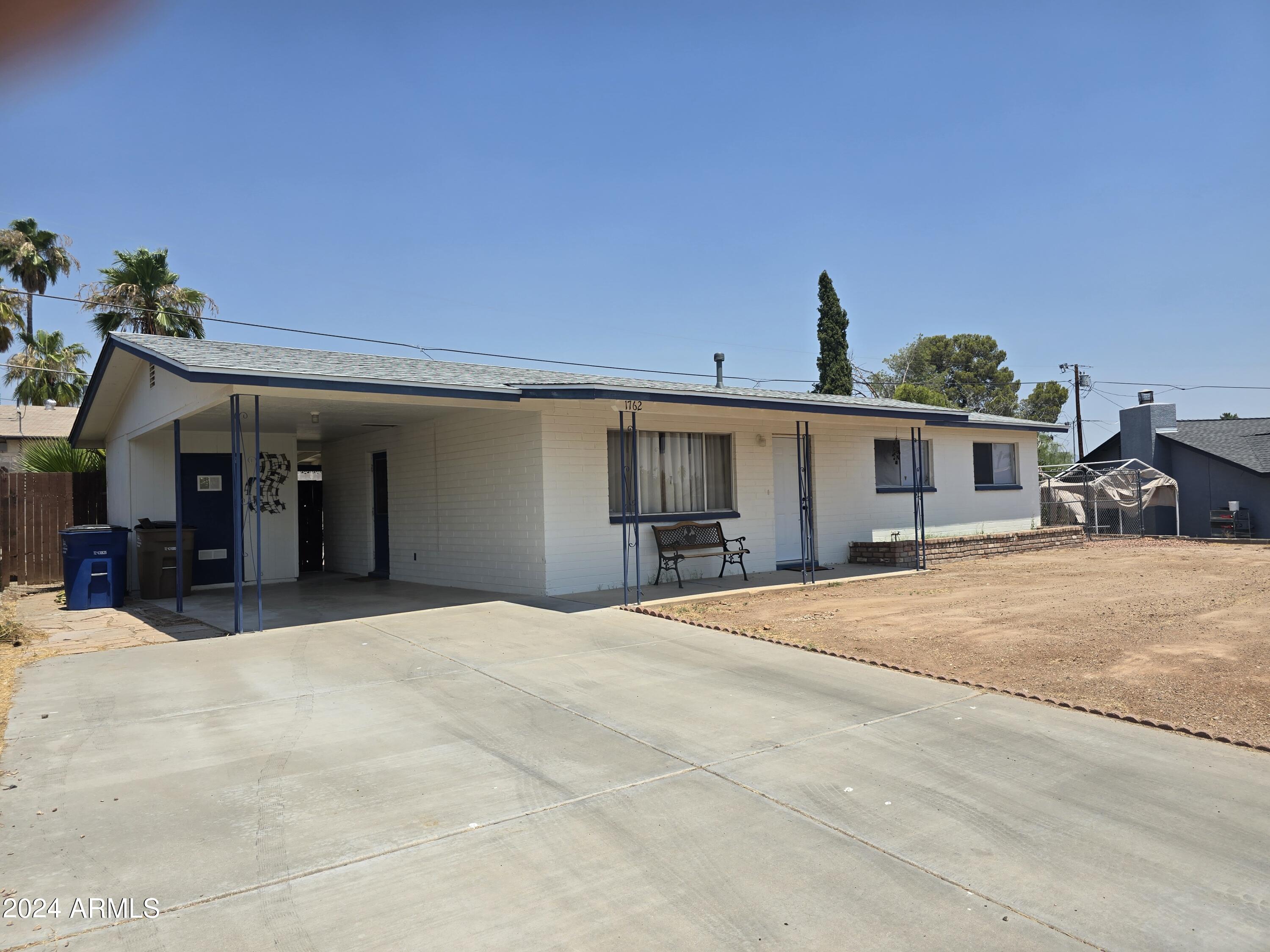 1762 PAPAGO Place