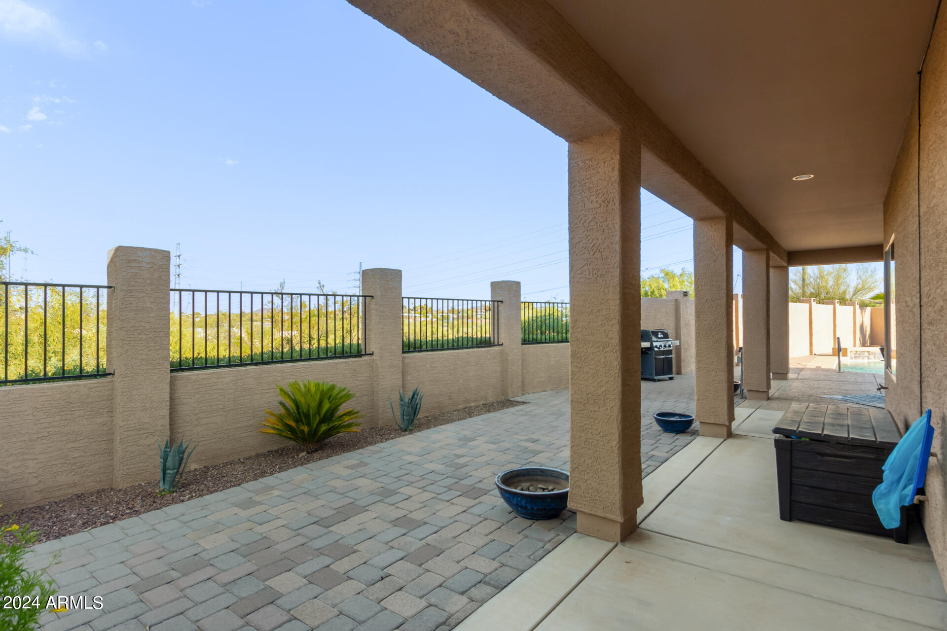 2585 W PINTO Place