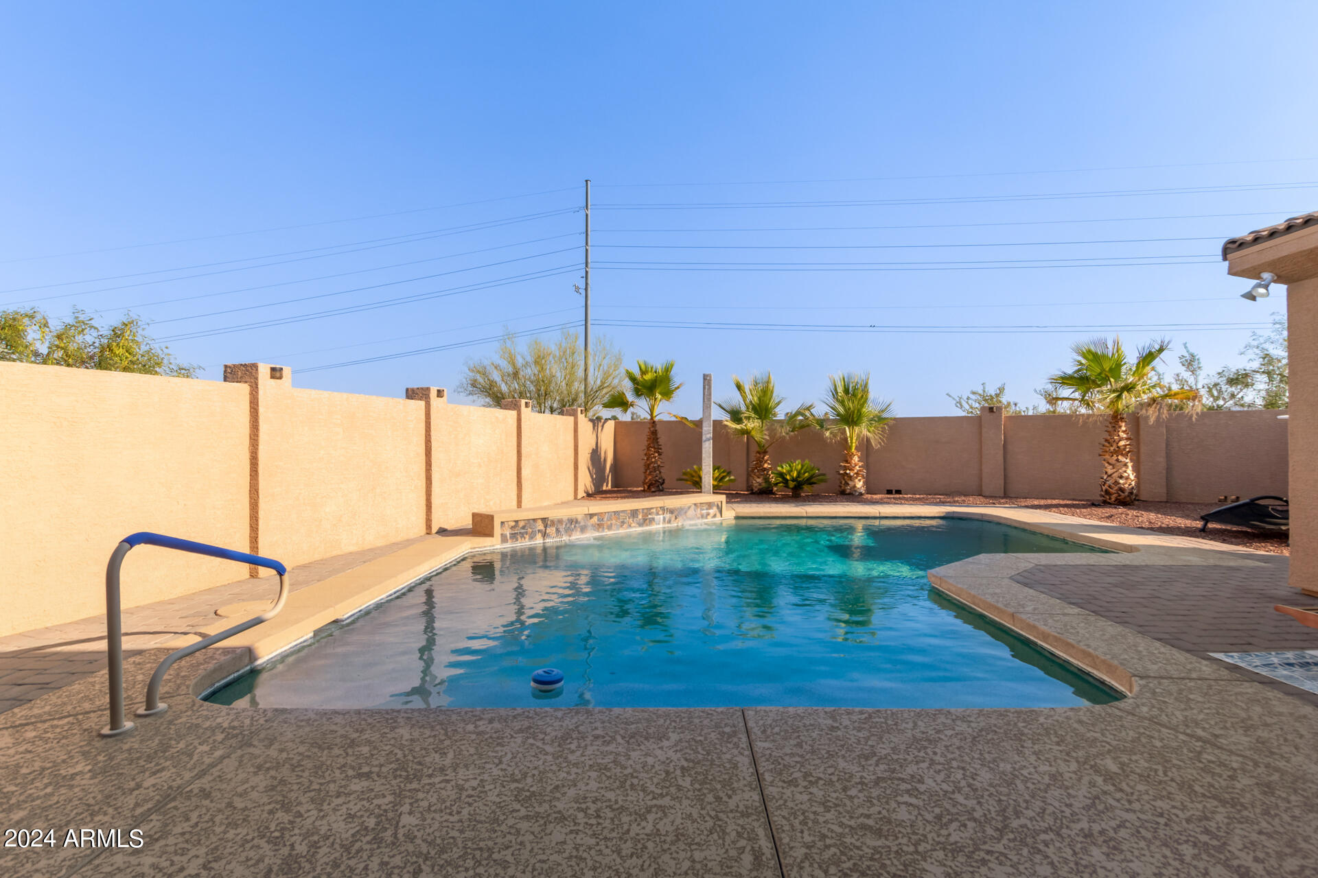 2585 W PINTO Place