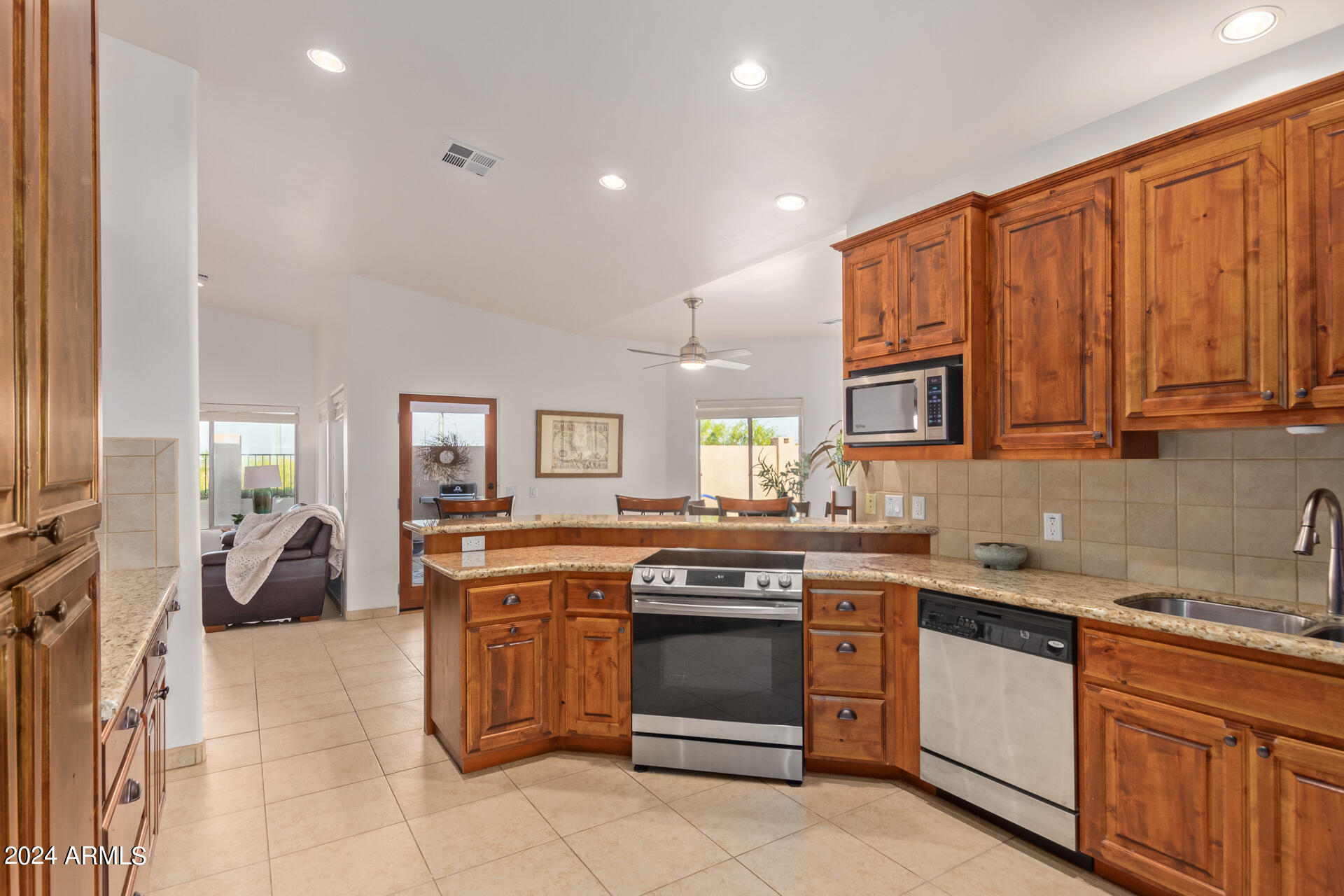 2585 W PINTO Place
